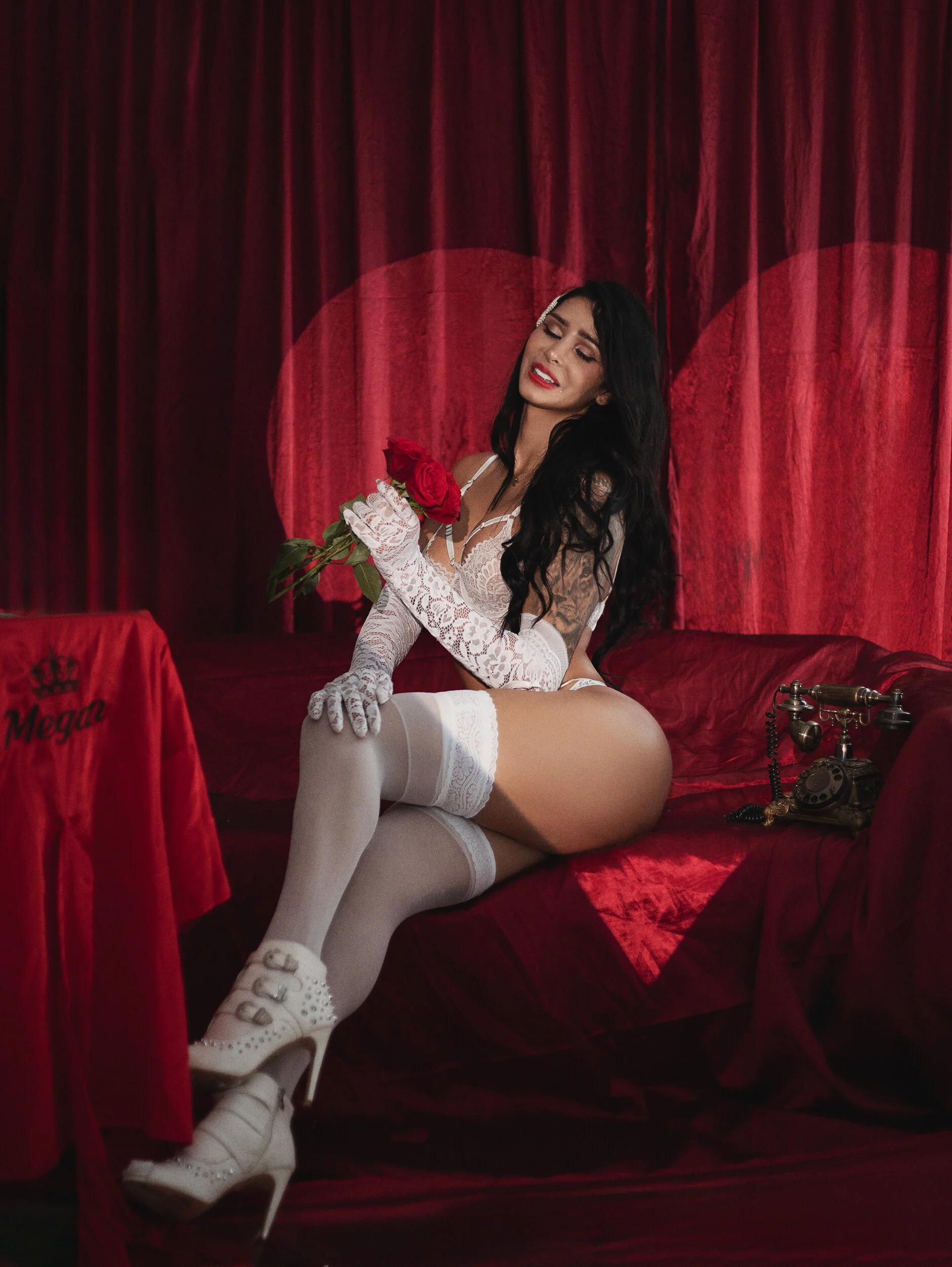 XXX Porn Photo of Nude MeganFoxxi_ 120