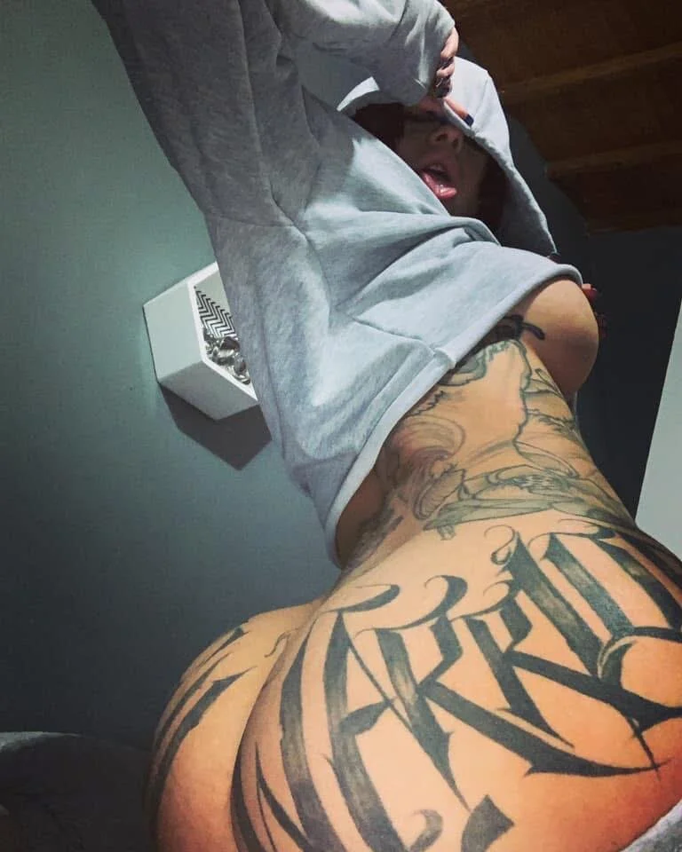XXX Porn Photo of Nude CandyGomez 6