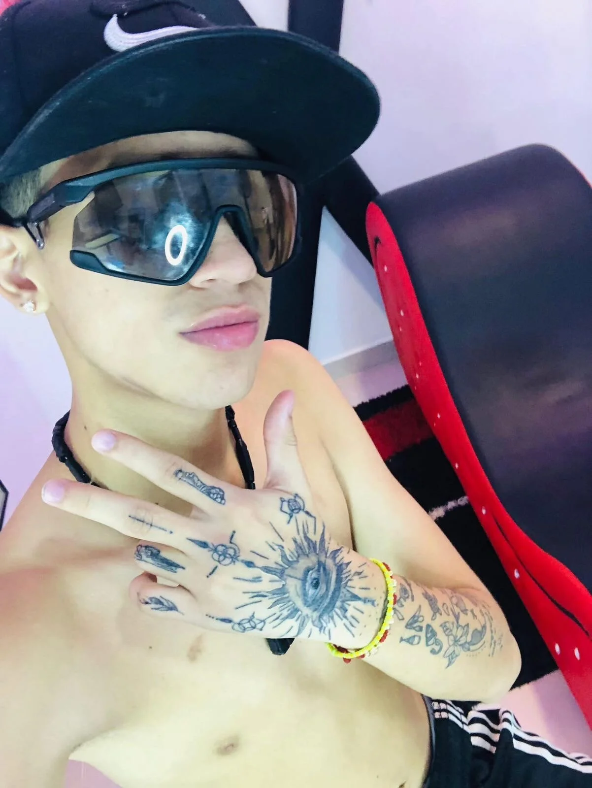 XXX Porn Photo of Nude KING_LOVERS1 6
