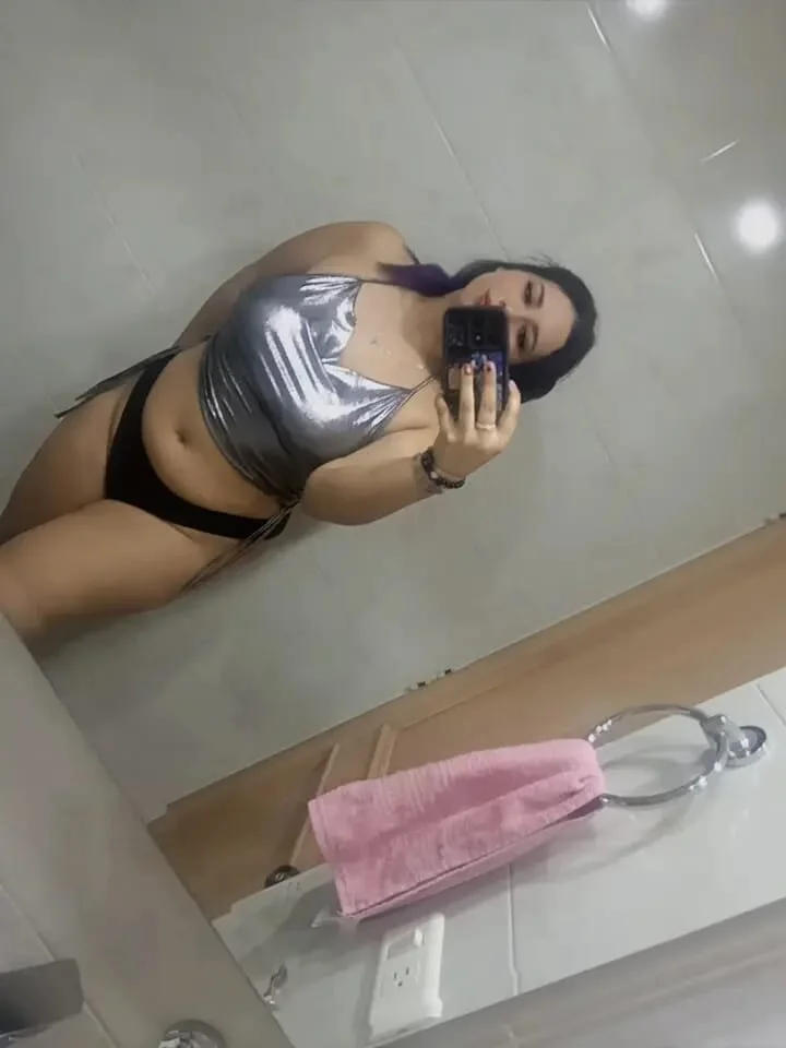 XXX Porn Photo of Nude crazybitch3000 1