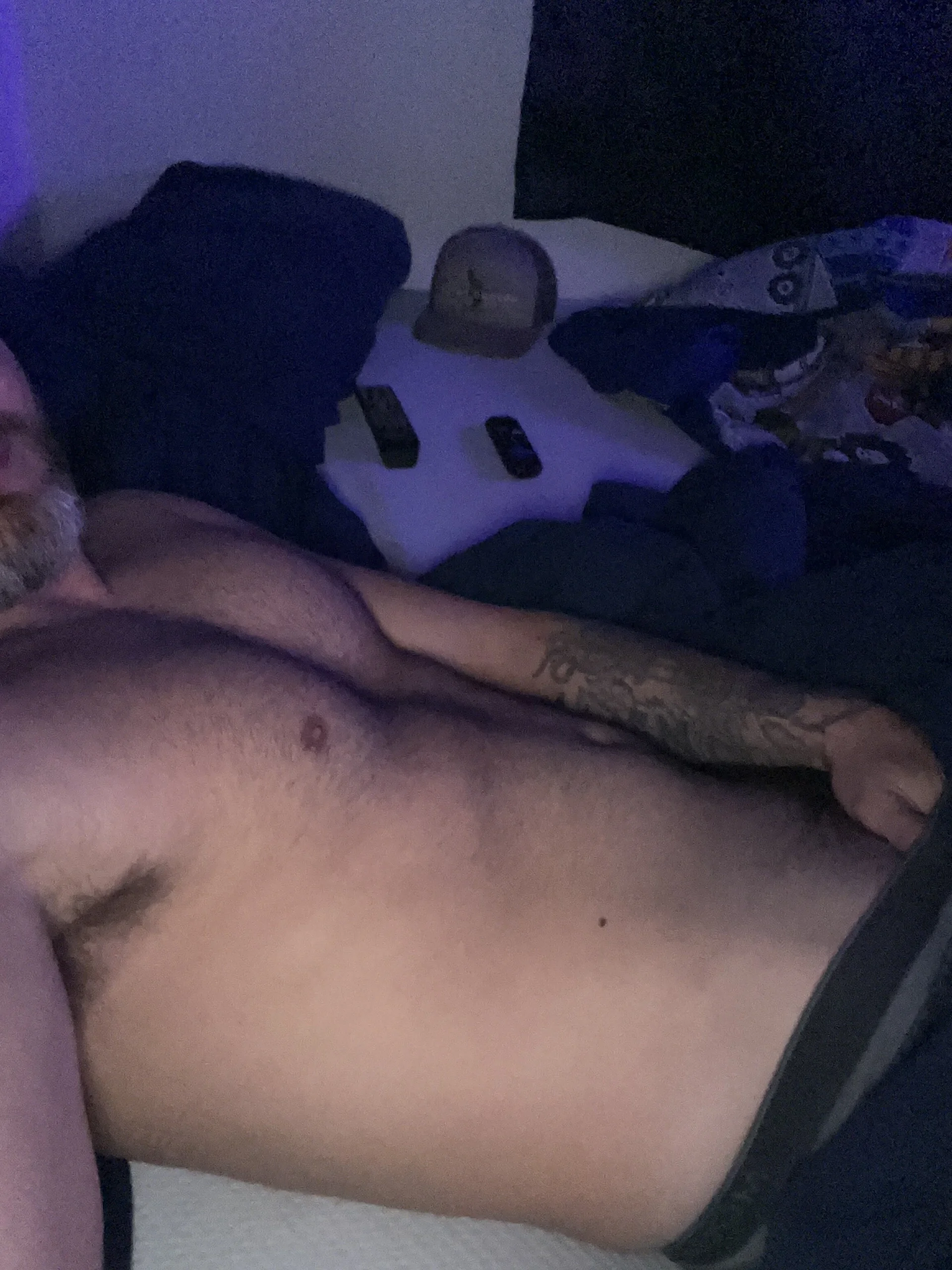 XXX Porn Photo of Nude ruffwood400 1
