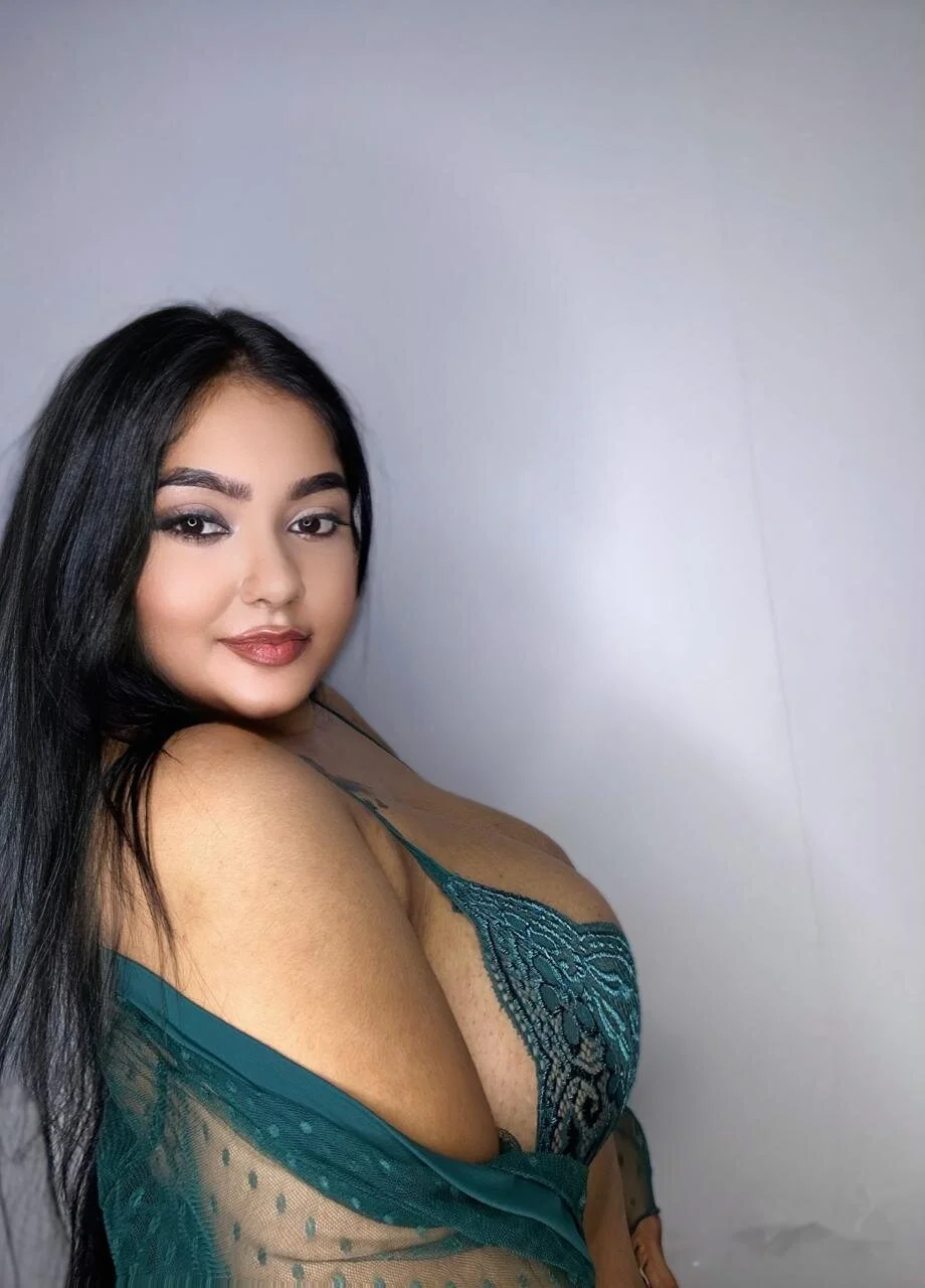 XXX Porn Photo of Nude freakyliz 1
