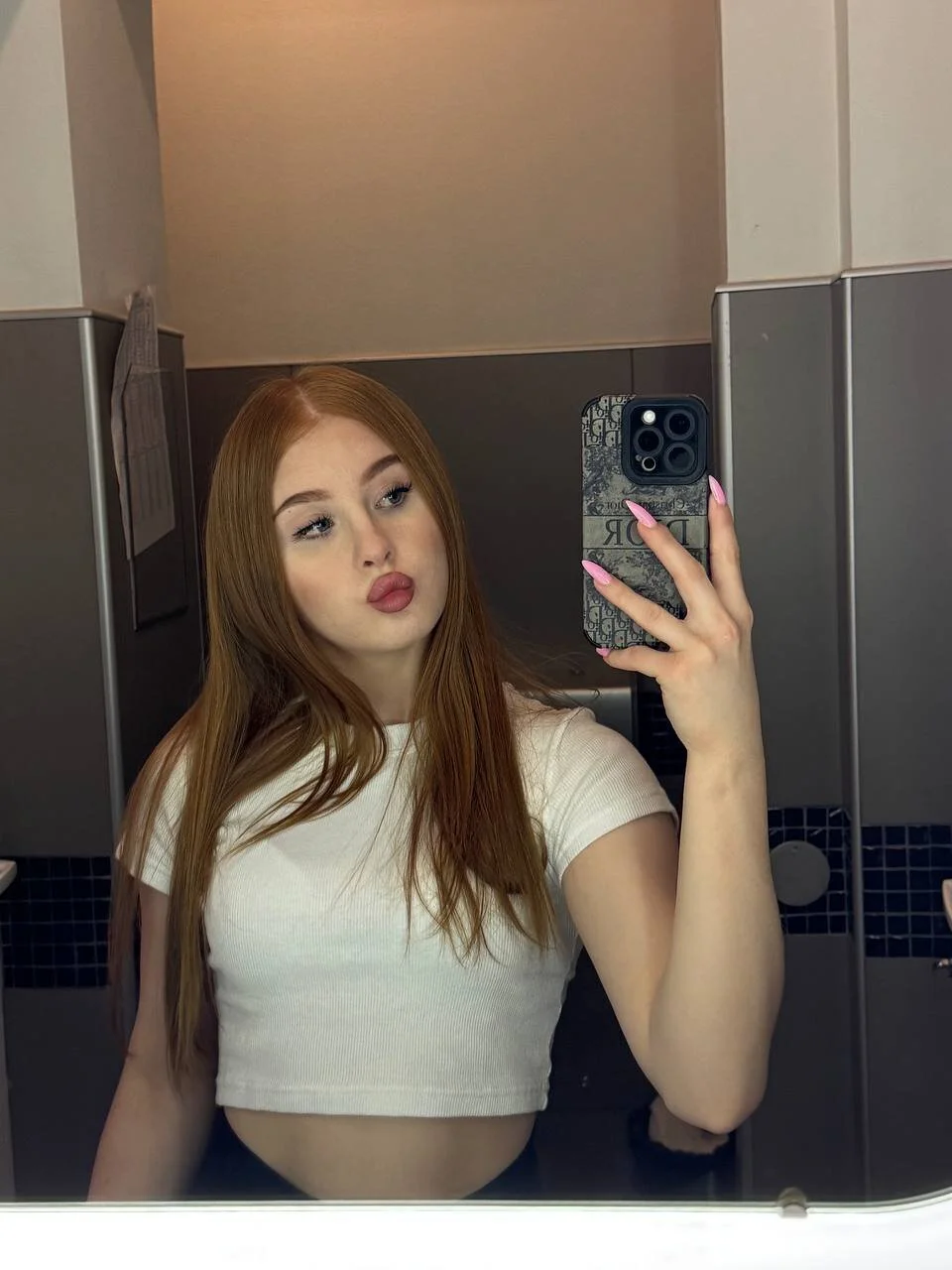 XXX Porn Photo of Nude DawnAcreman 1