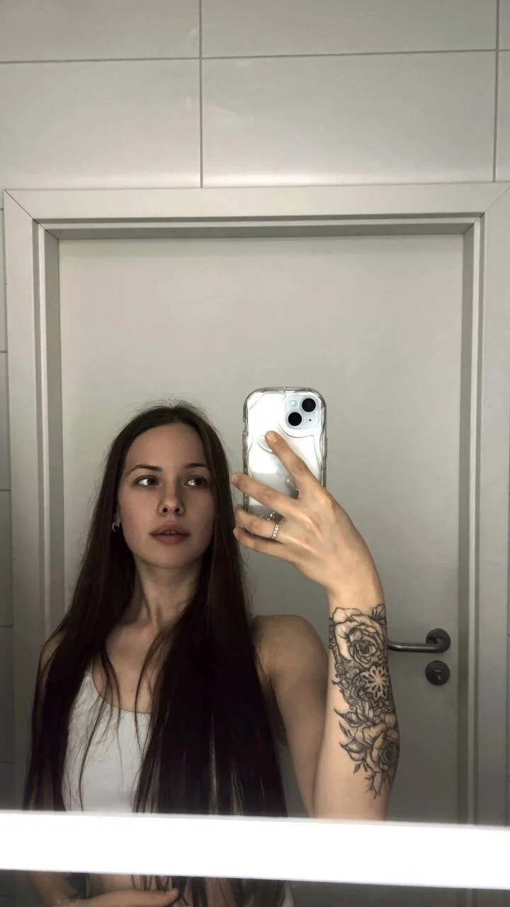 XXX Porn Photo of Nude Arielle_Swan 4