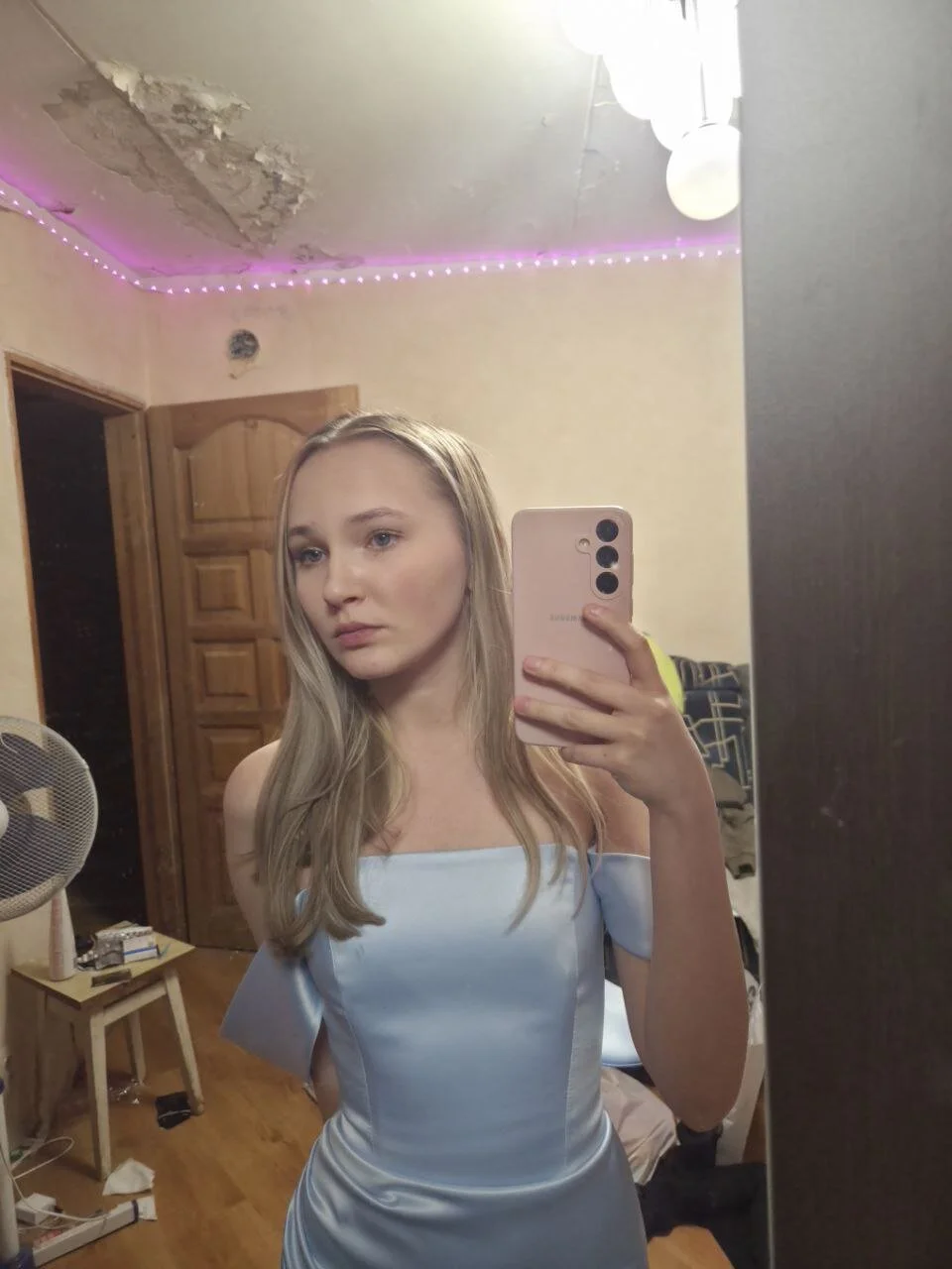 XXX Porn Photo of Nude KarinRobertson 36