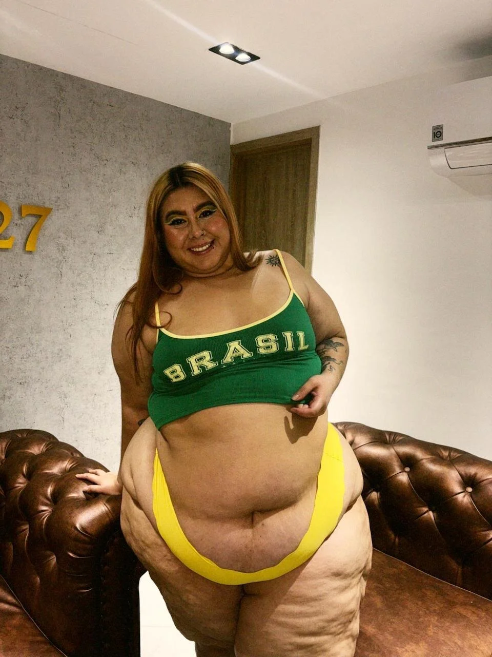 XXX Porn Photo of Nude aandreaperez 15