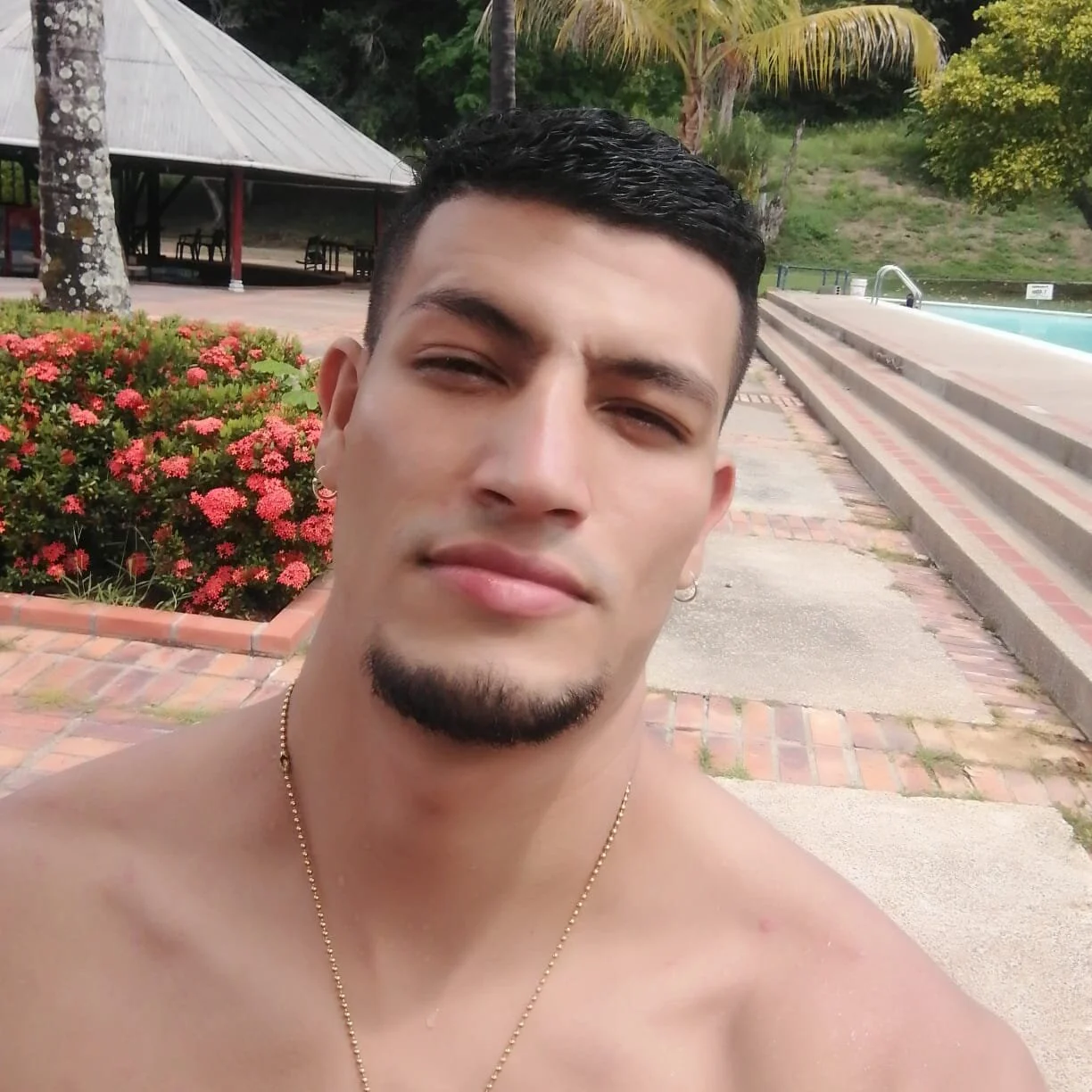 XXX Porn Photo of Nude andres_keru 2