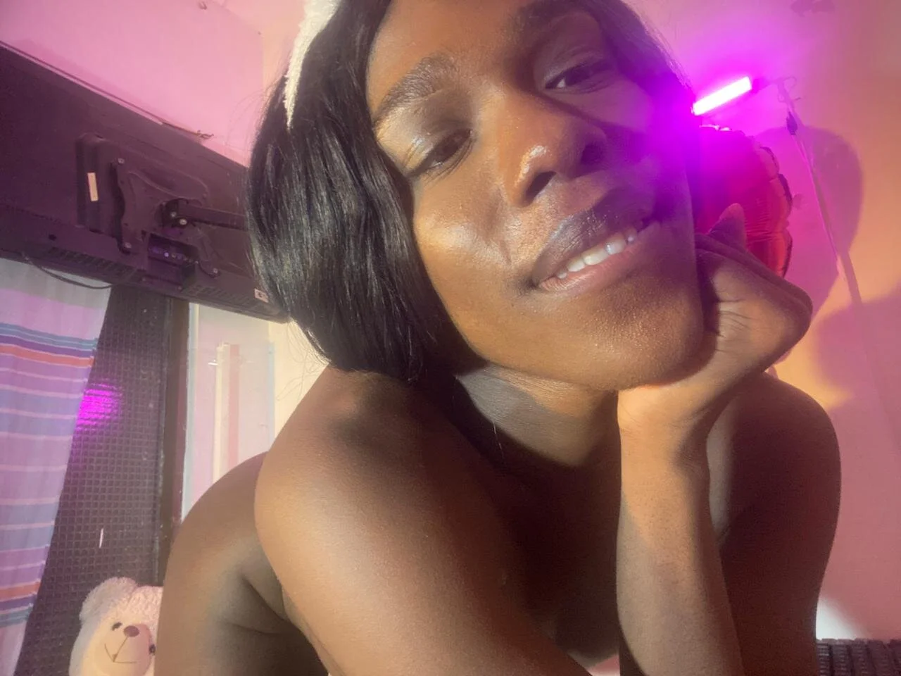 XXX Porn Photo of Nude taylor_hot85 21