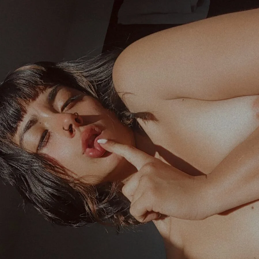 XXX Porn Photo of Nude 6Briela9_ 10