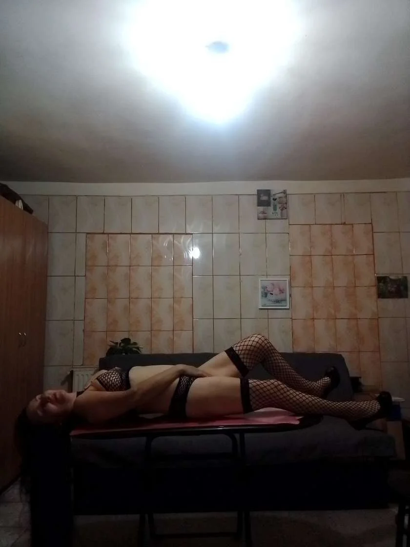 XXX Porn Photo of Nude RobertaFox69 25