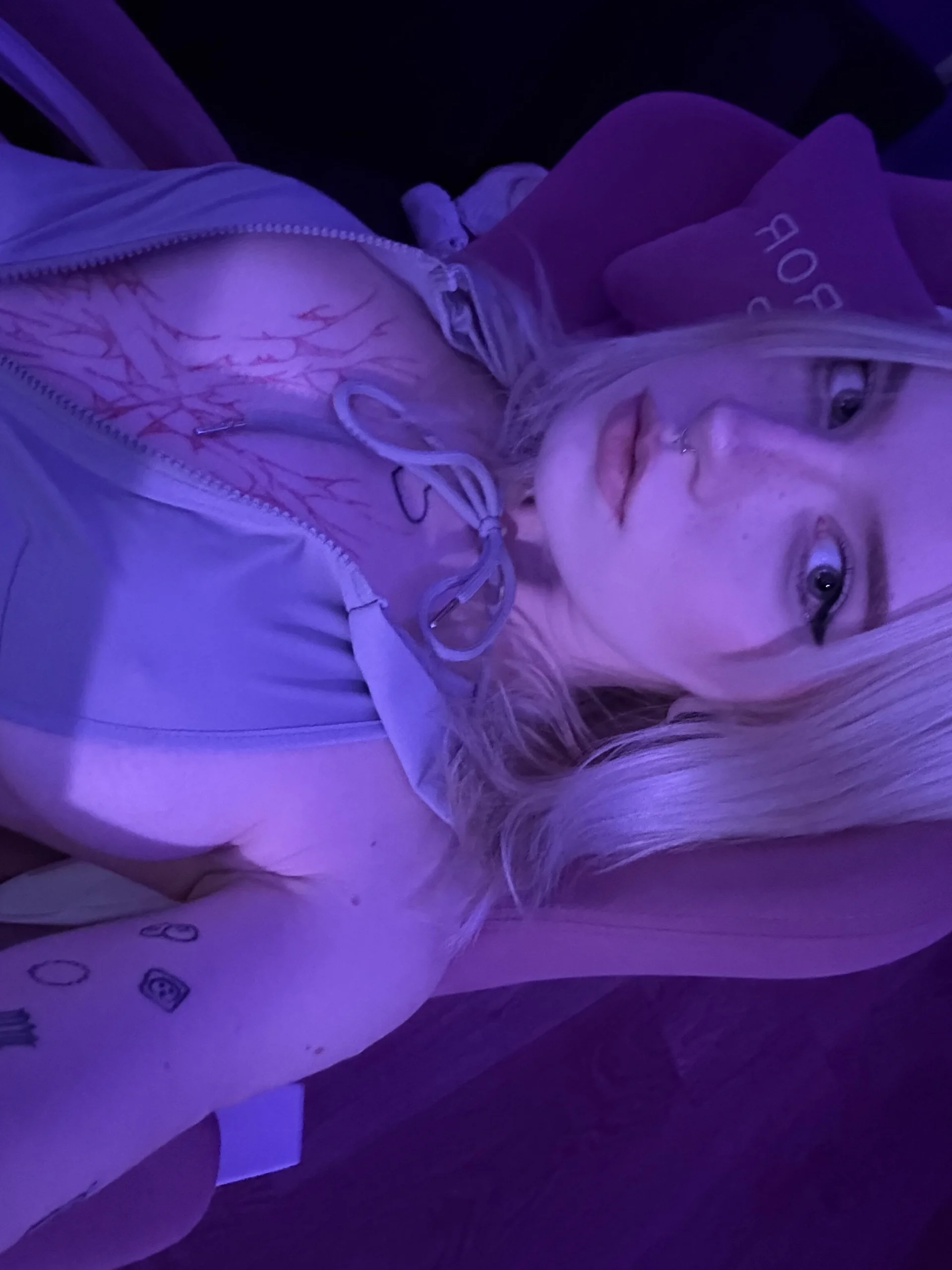 XXX Porn Photo of Nude godlikegirlyy 35