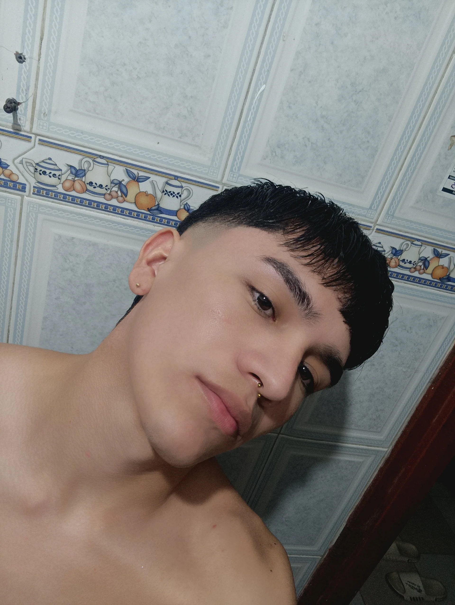XXX Porn Photo of Nude benji_hoter 73