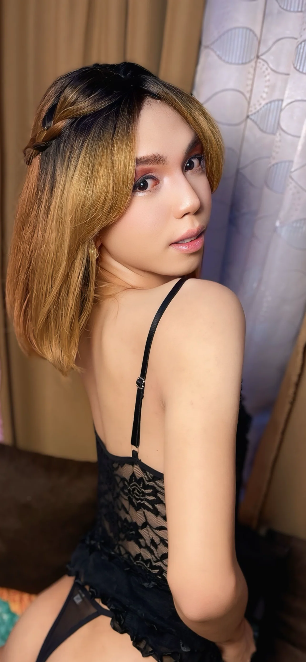 XXX Porn Photo of Nude la_ura 1