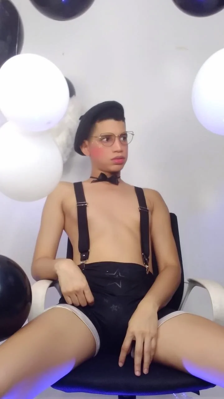 XXX Porn Photo of Nude Ariel_Femboy_ 134