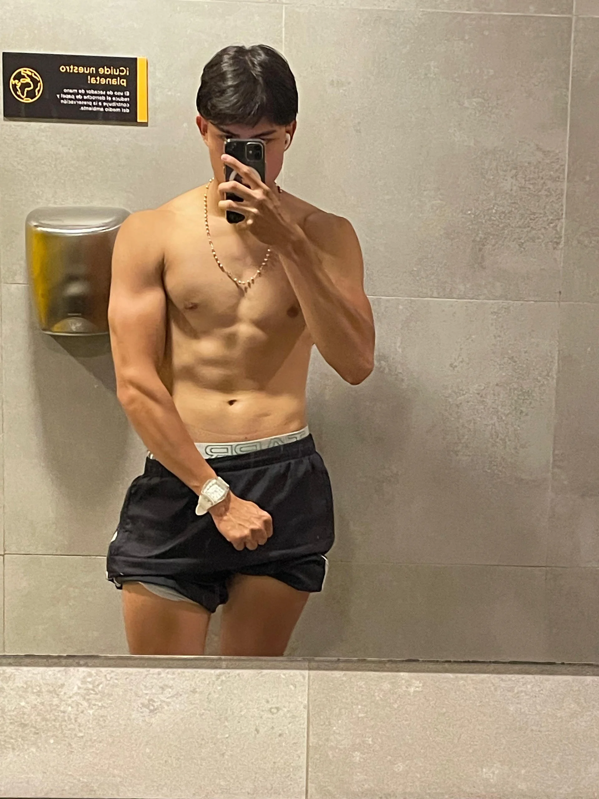 XXX Porn Photo of Nude Lander_Cruz 1