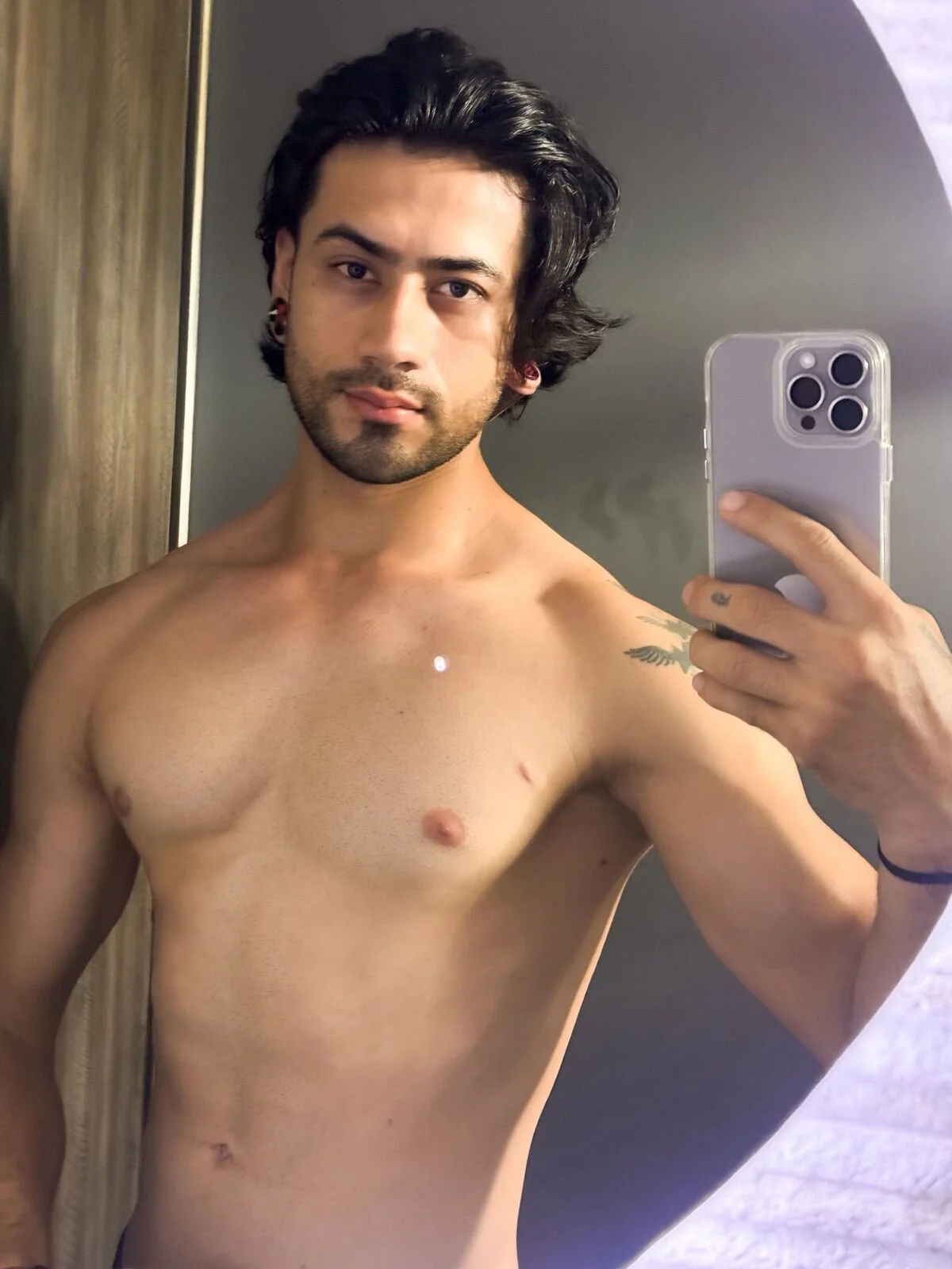 XXX Porn Photo of Nude heteros_curious 3