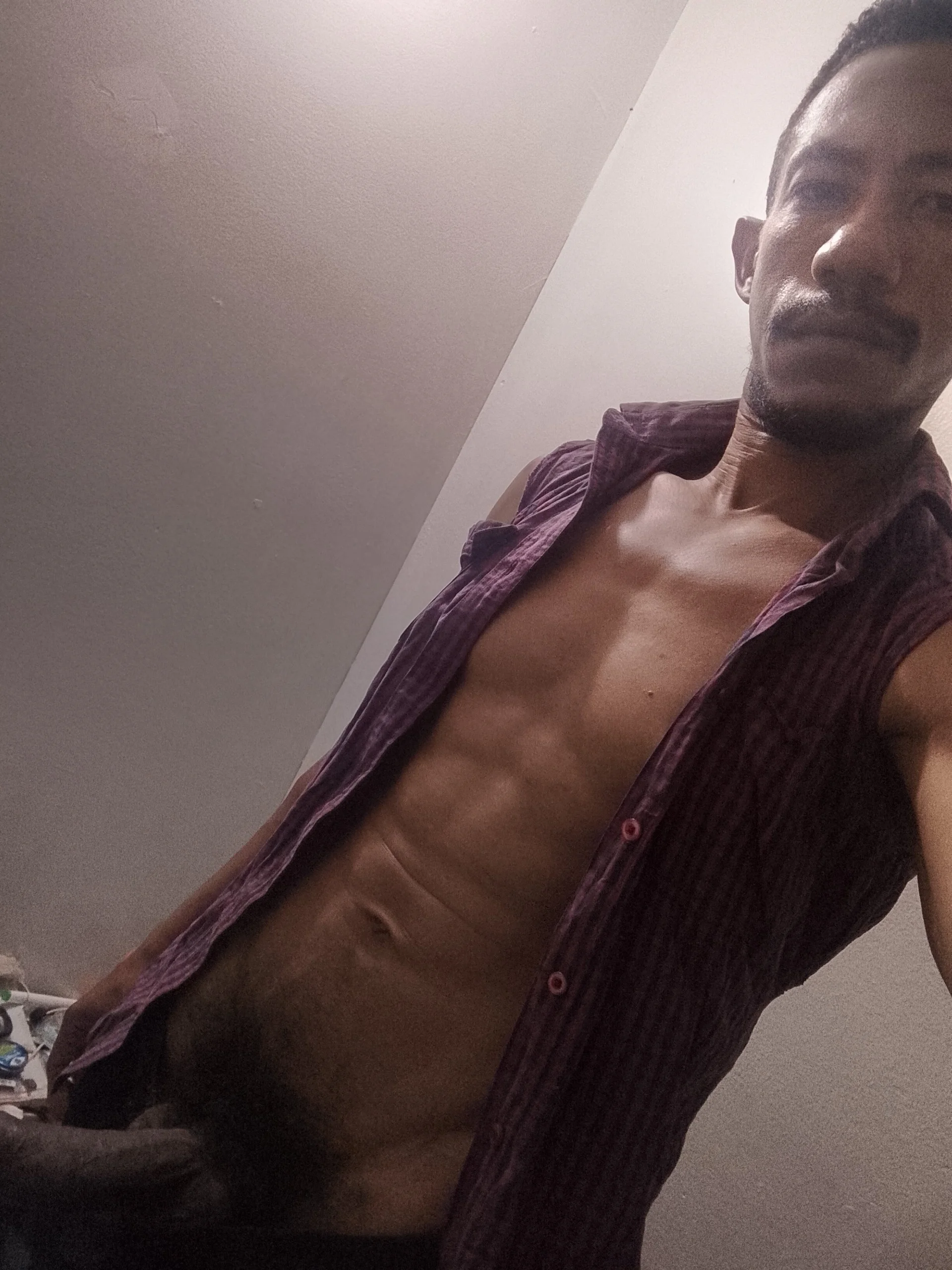XXX Porn Photo of Nude kratosmoreno25 3
