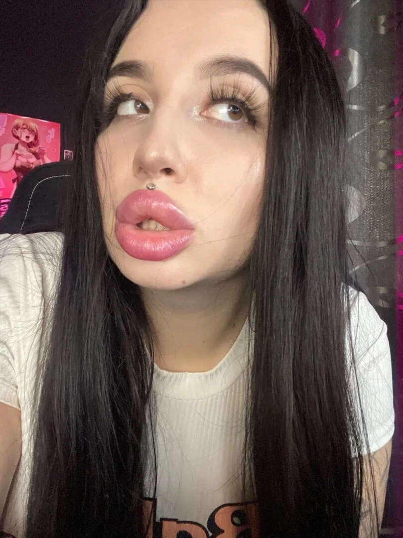 XXX Porn Photo of Nude Molly__Moon 19
