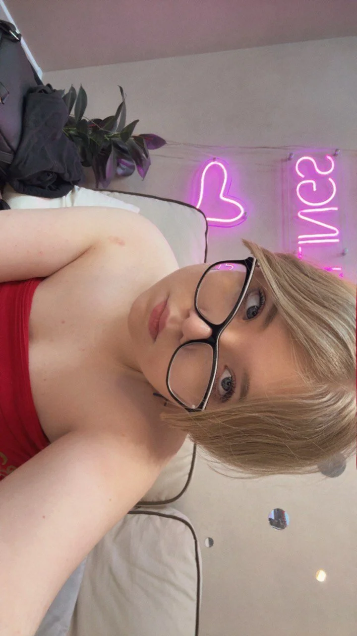 XXX Porn Photo of Nude Stella_Vane 1