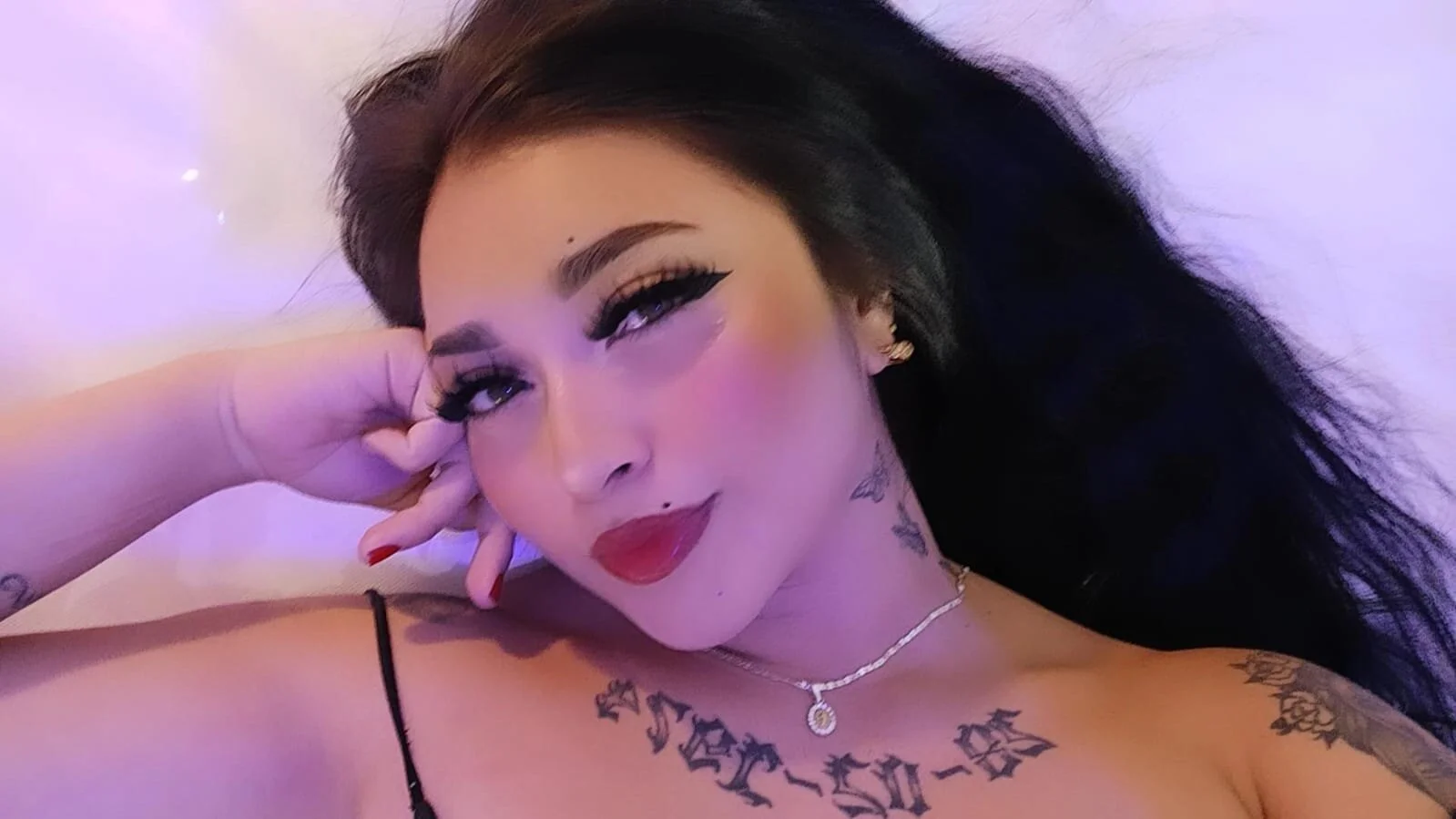 XXX Porn Photo of Nude kathecute__ 4