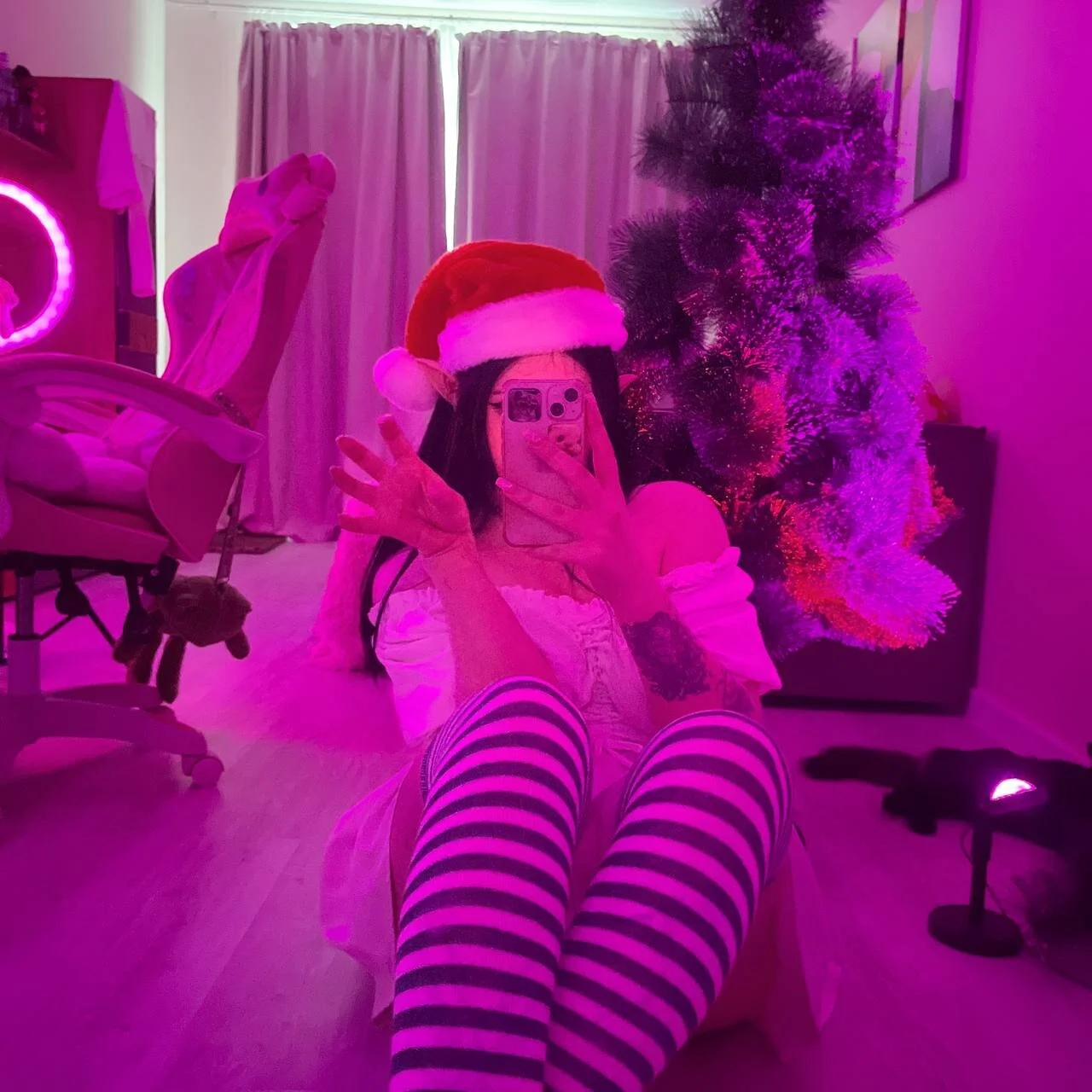 XXX Porn Photo of Nude SelenaCute 33