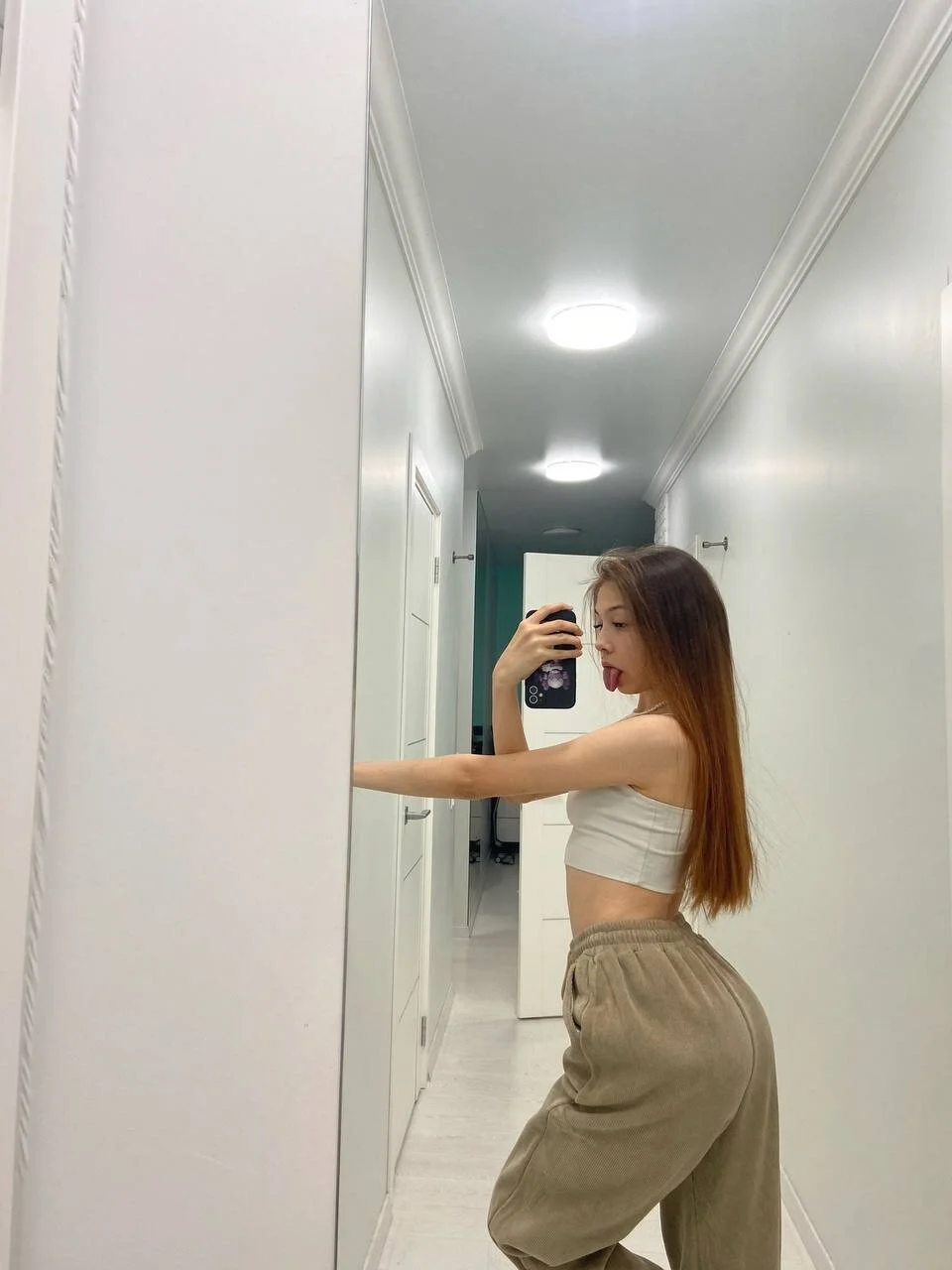 XXX Porn Photo of Nude luna_young 39