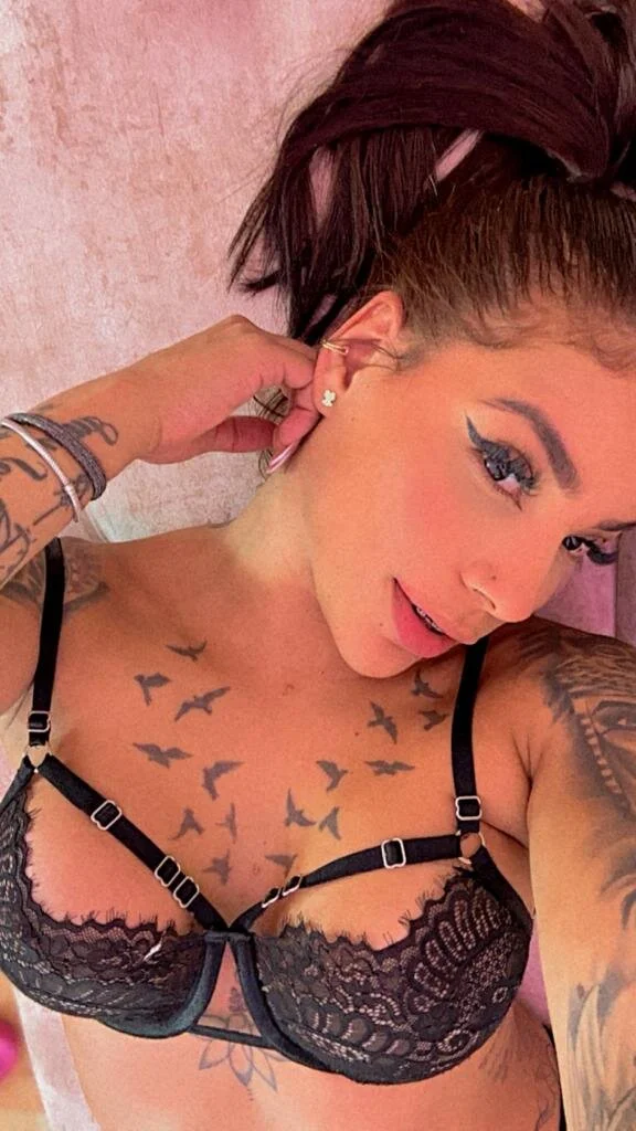 XXX Porn Photo of Nude EmmaRusellx 12