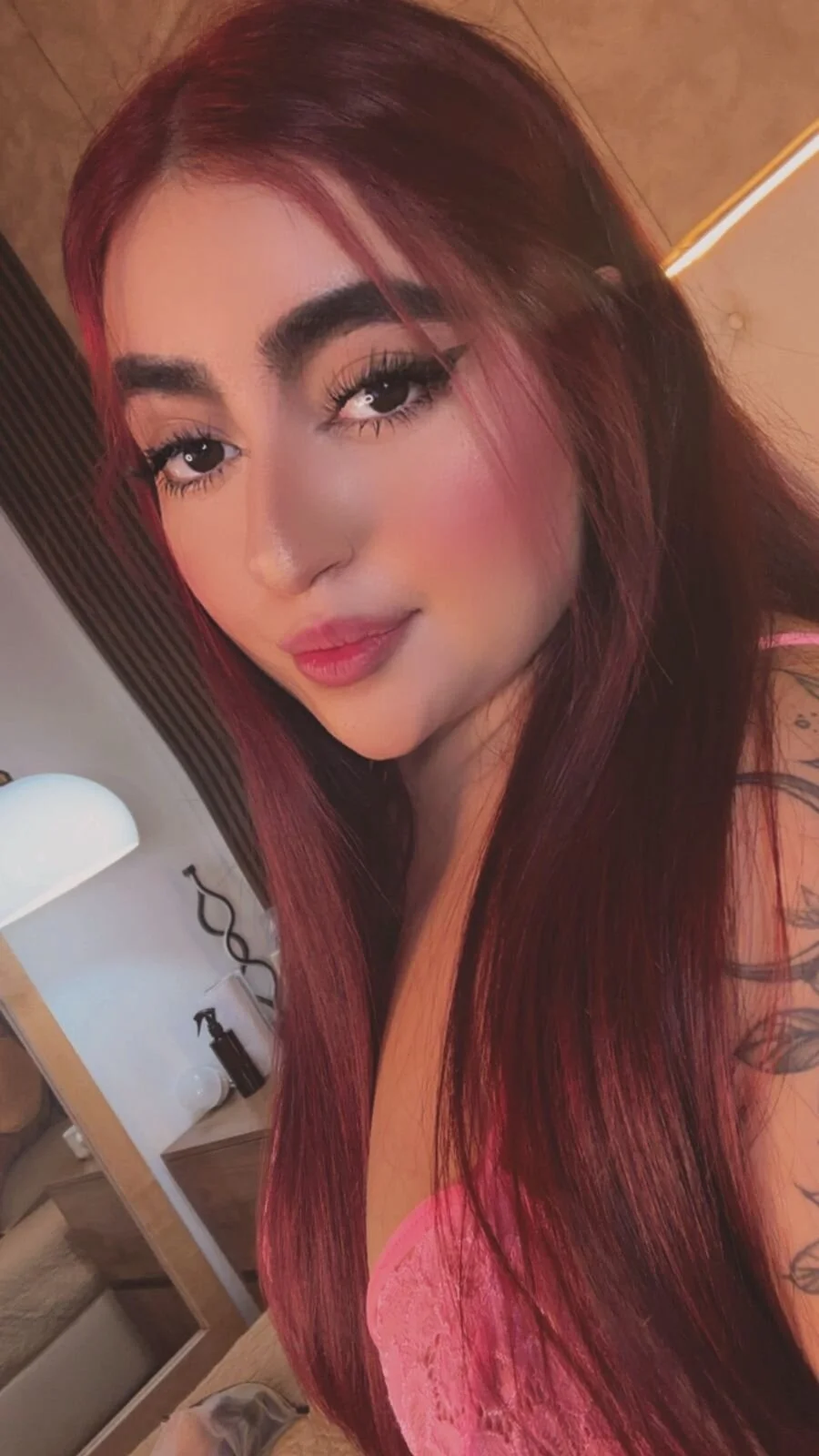XXX Porn Photo of Nude apriilfox 18