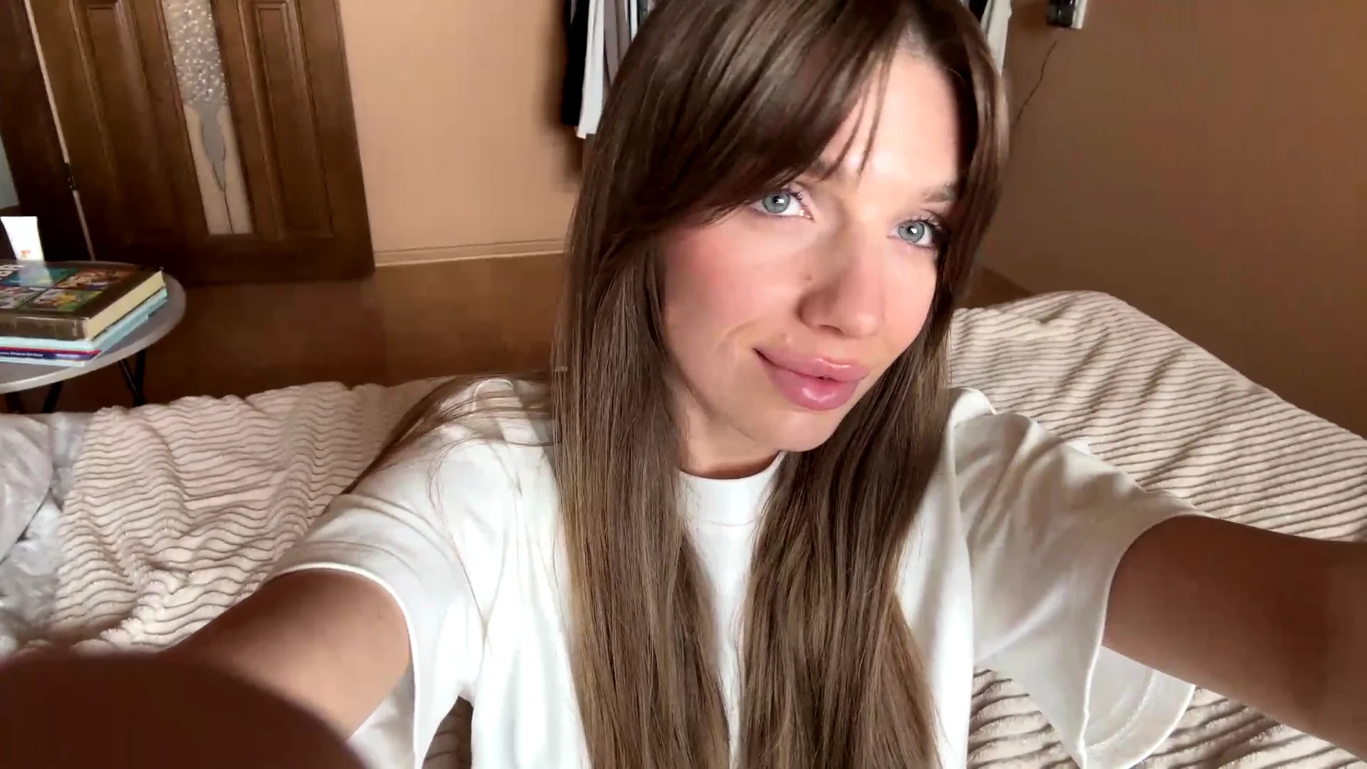 XXX Porn Photo of Nude TrishIsaac 18