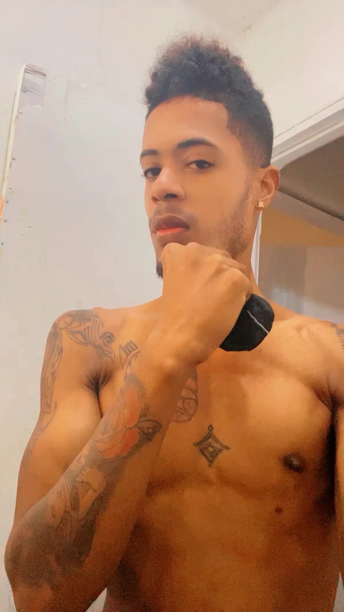 XXX Porn Photo of Nude yensyrd 14