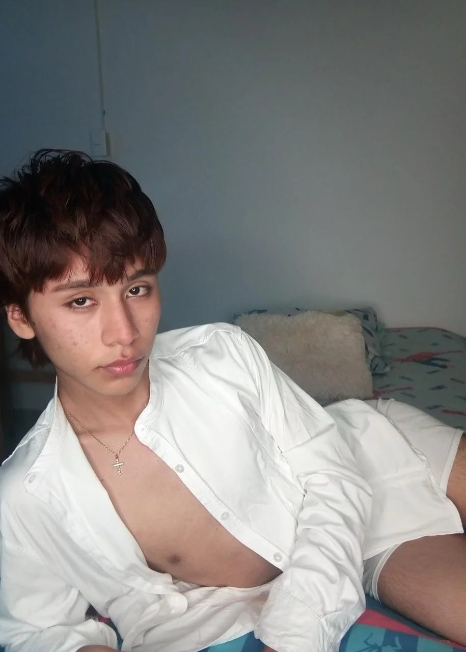 XXX Porn Photo of Nude Tommyfoxboy 4