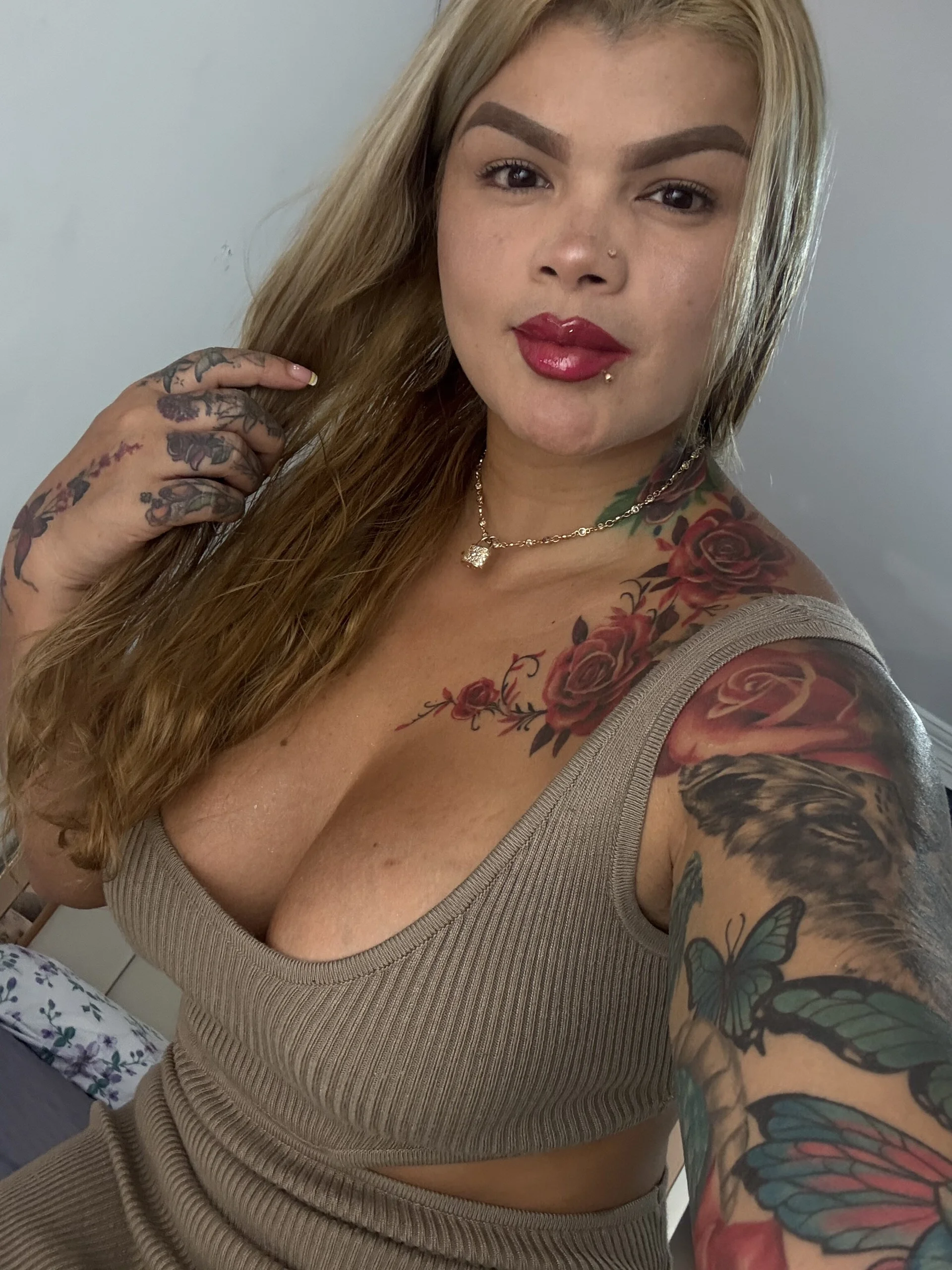 XXX Porn Photo of Nude sara__stone1 47