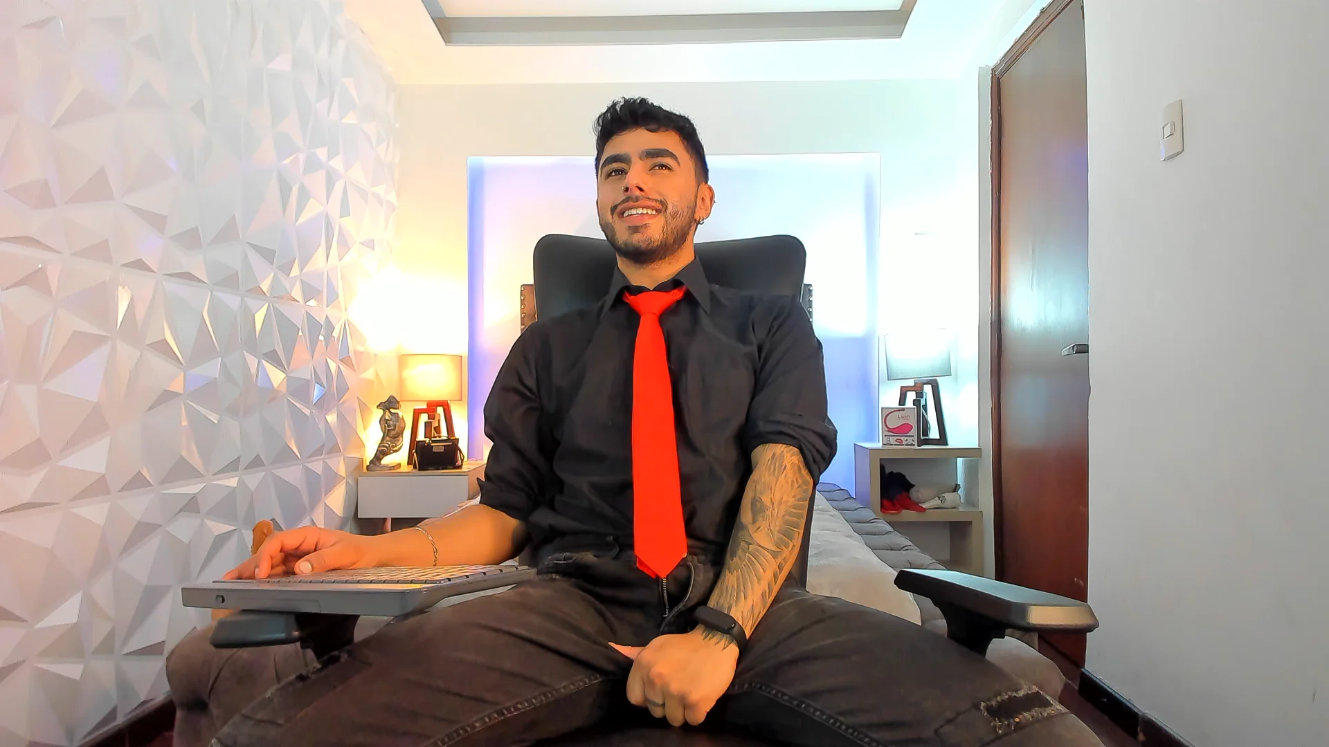 XXX Porn Photo of Nude ItsMeEros 248