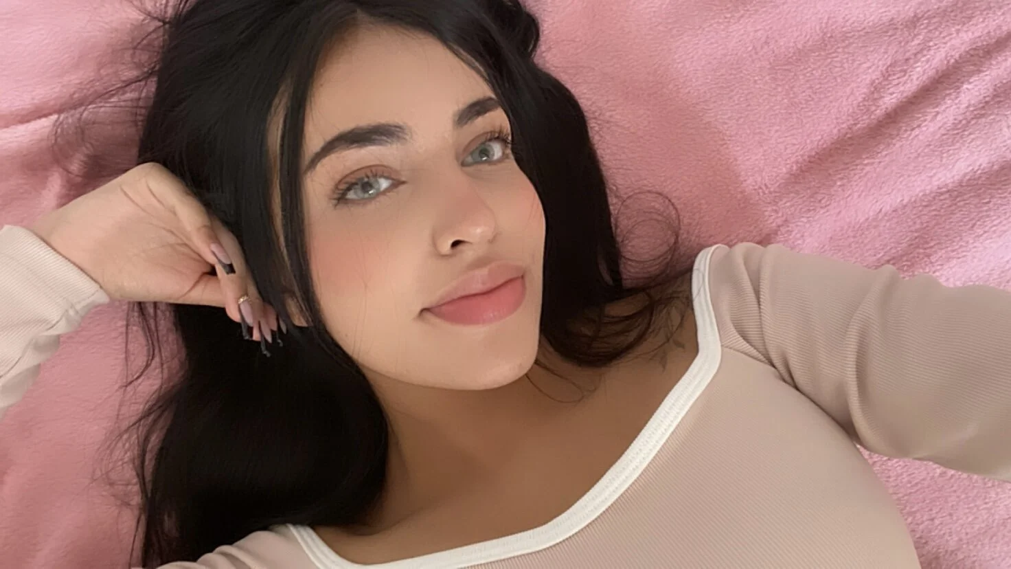 XXX Porn Photo of Nude DaphneUwu 258