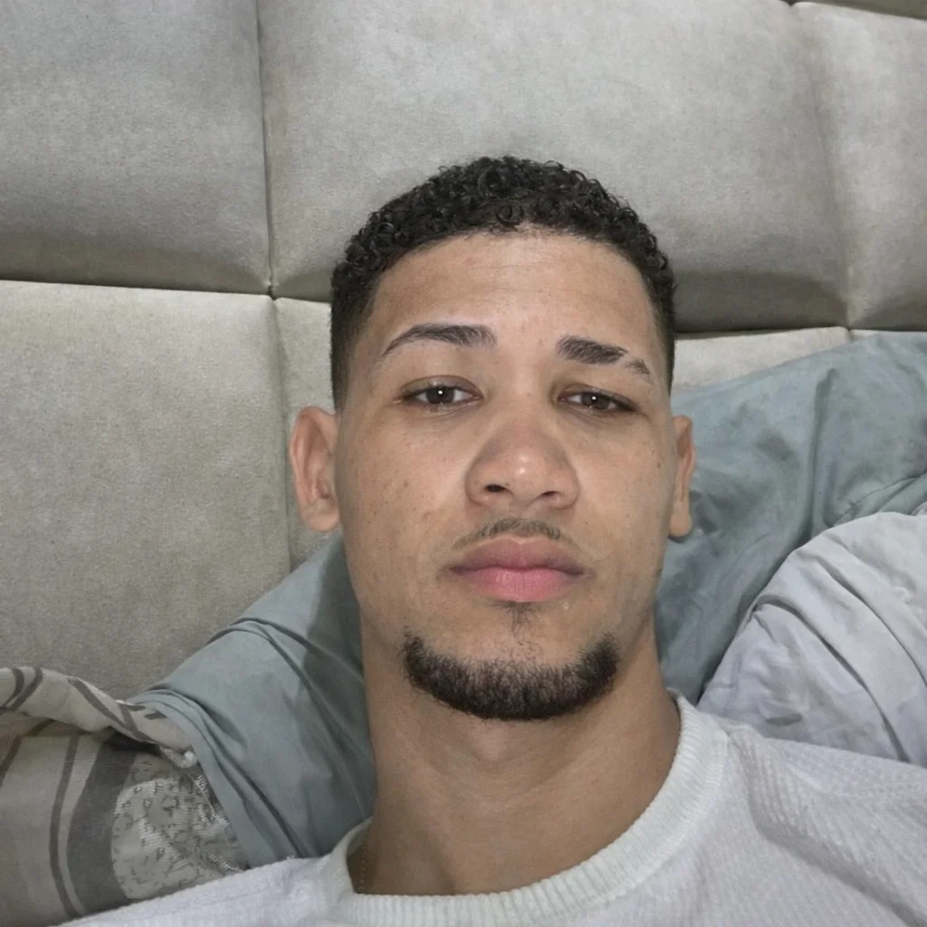 XXX Porn Photo of Nude KingHot-Dominican 2