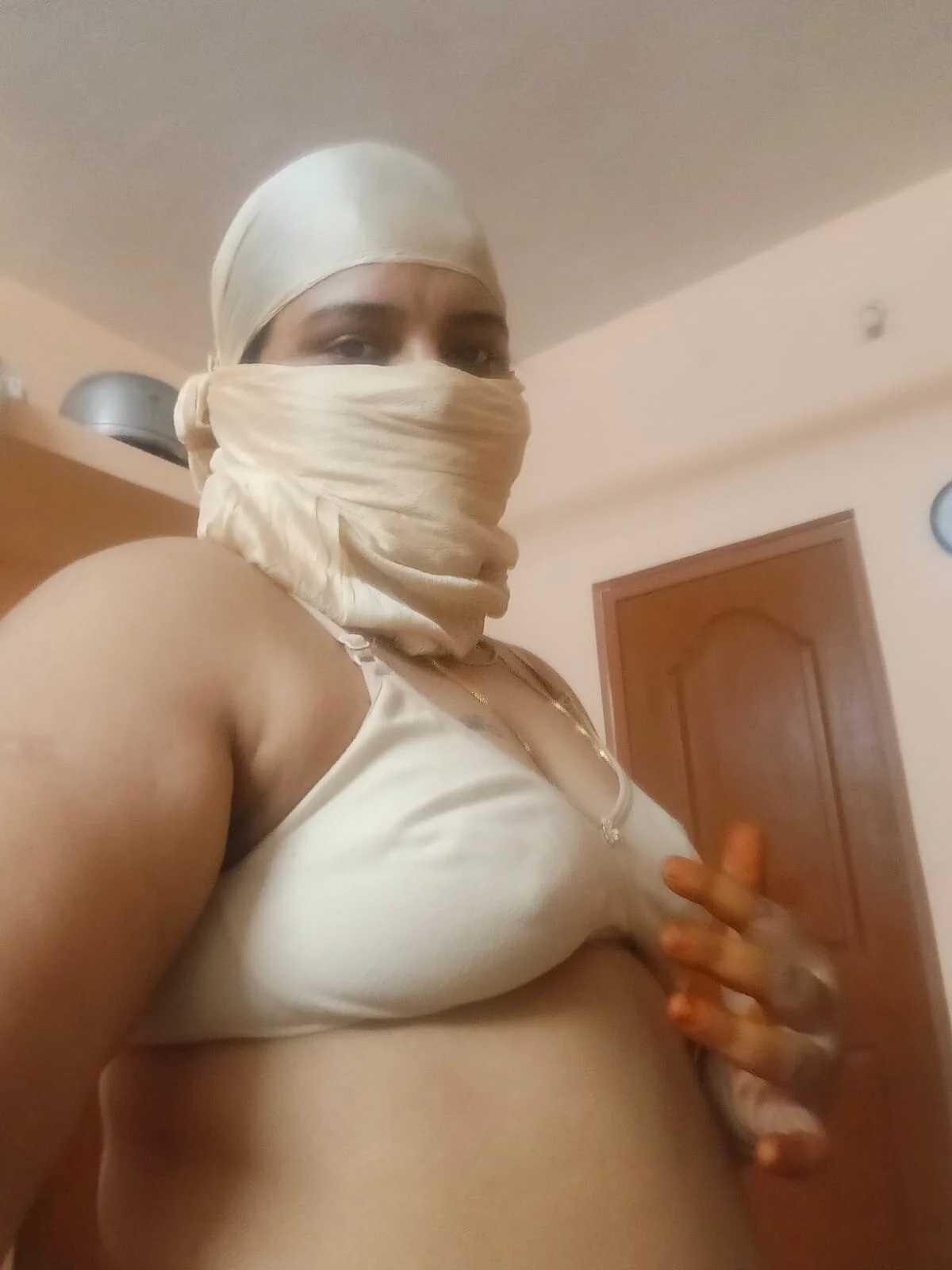 XXX Porn Photo of Nude tamil_thamaraiselvi 2