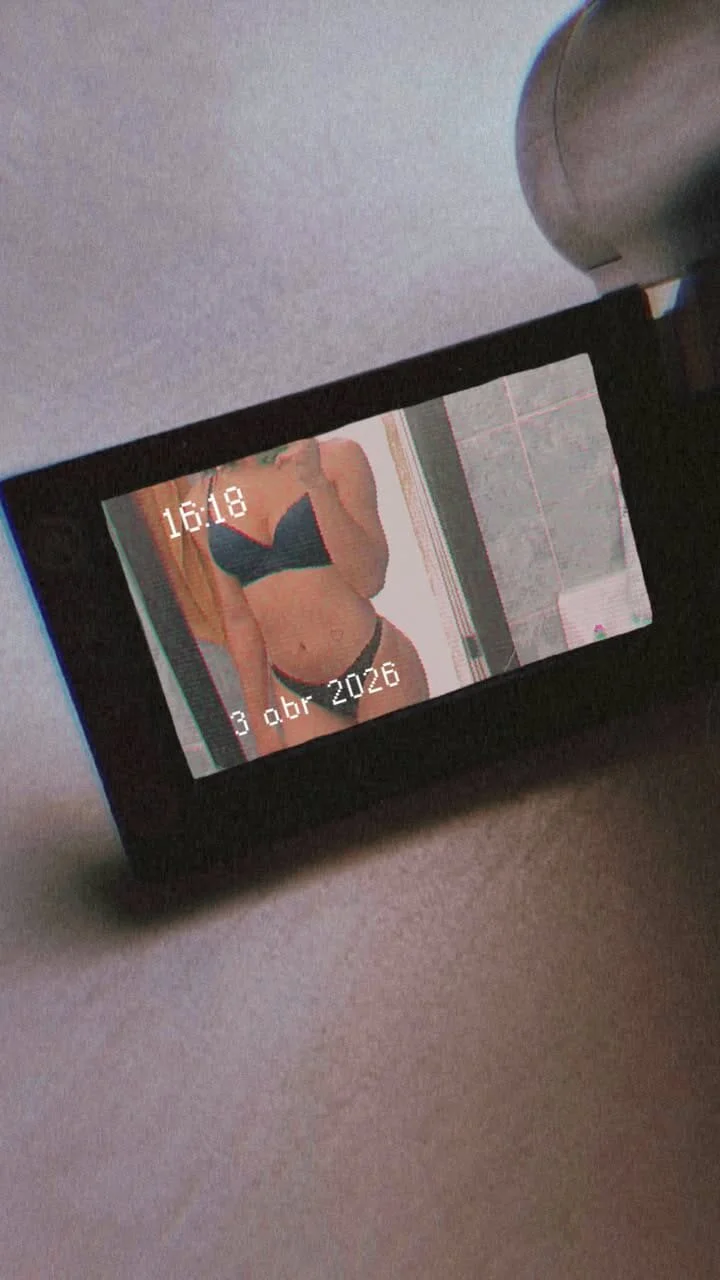 XXX Porn Photo of Nude EmilyGomezLS 32