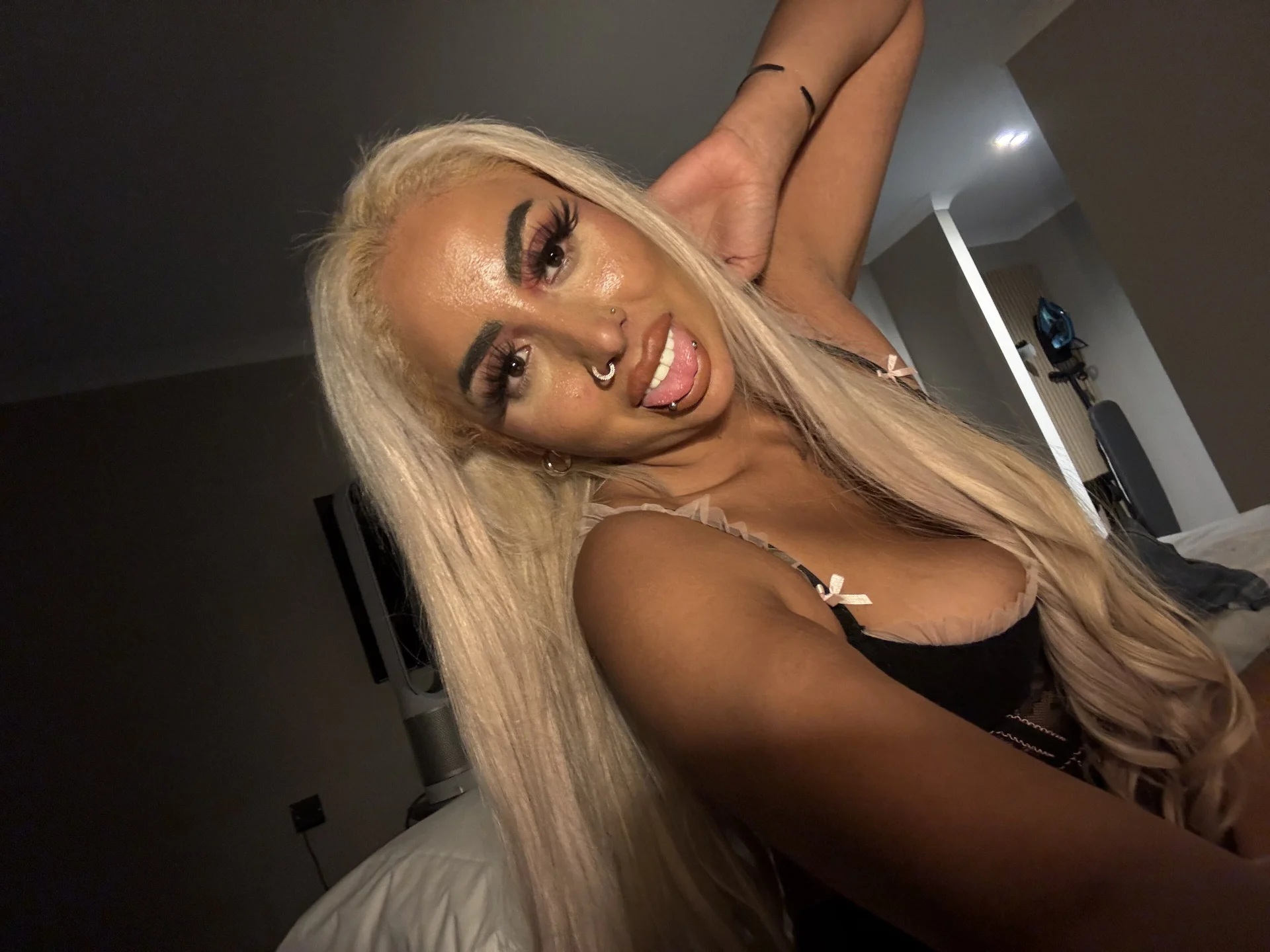 XXX Porn Photo of Nude zara_bellexx 29