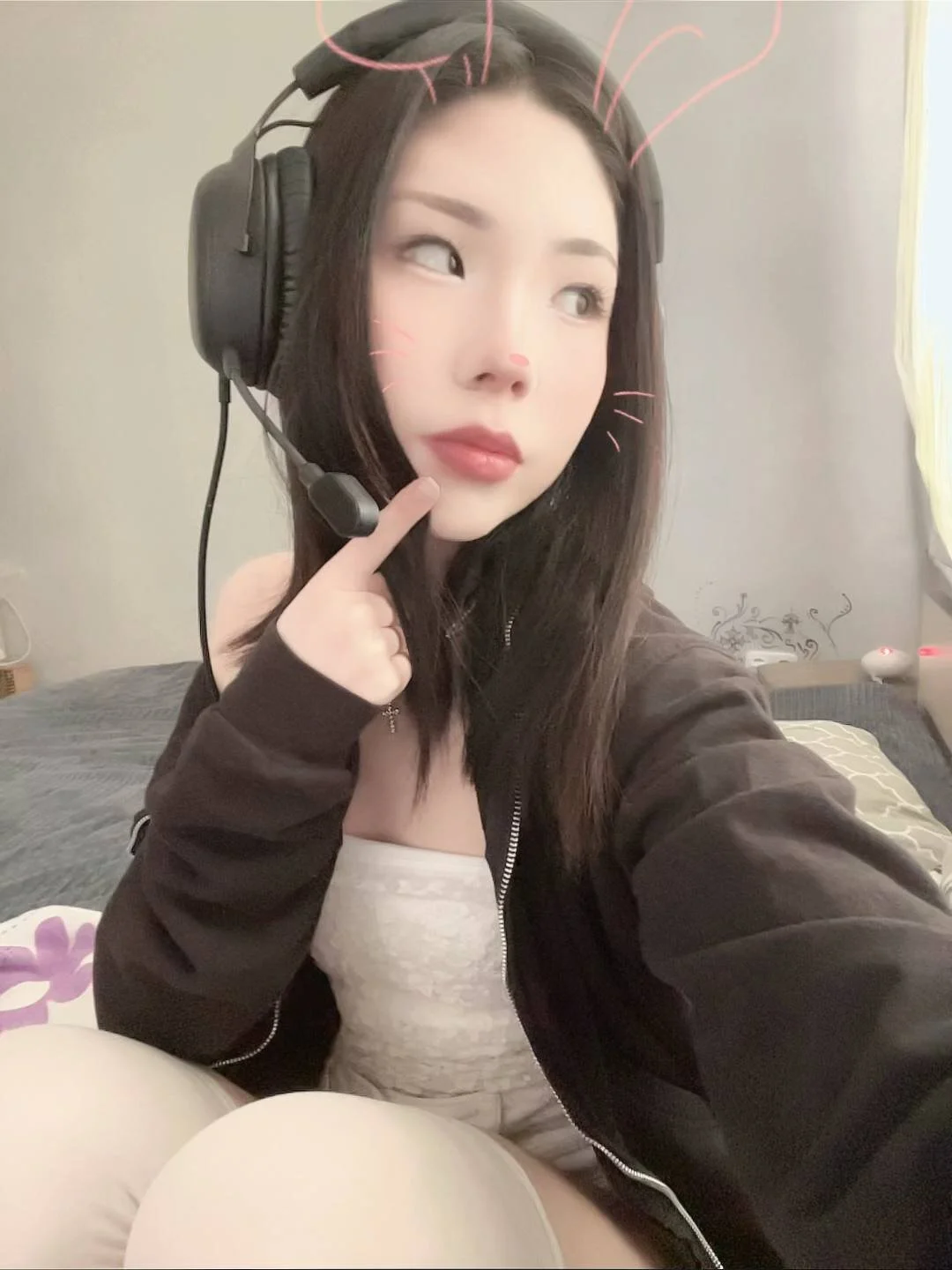 XXX Porn Photo of Nude AprilOnilll 9
