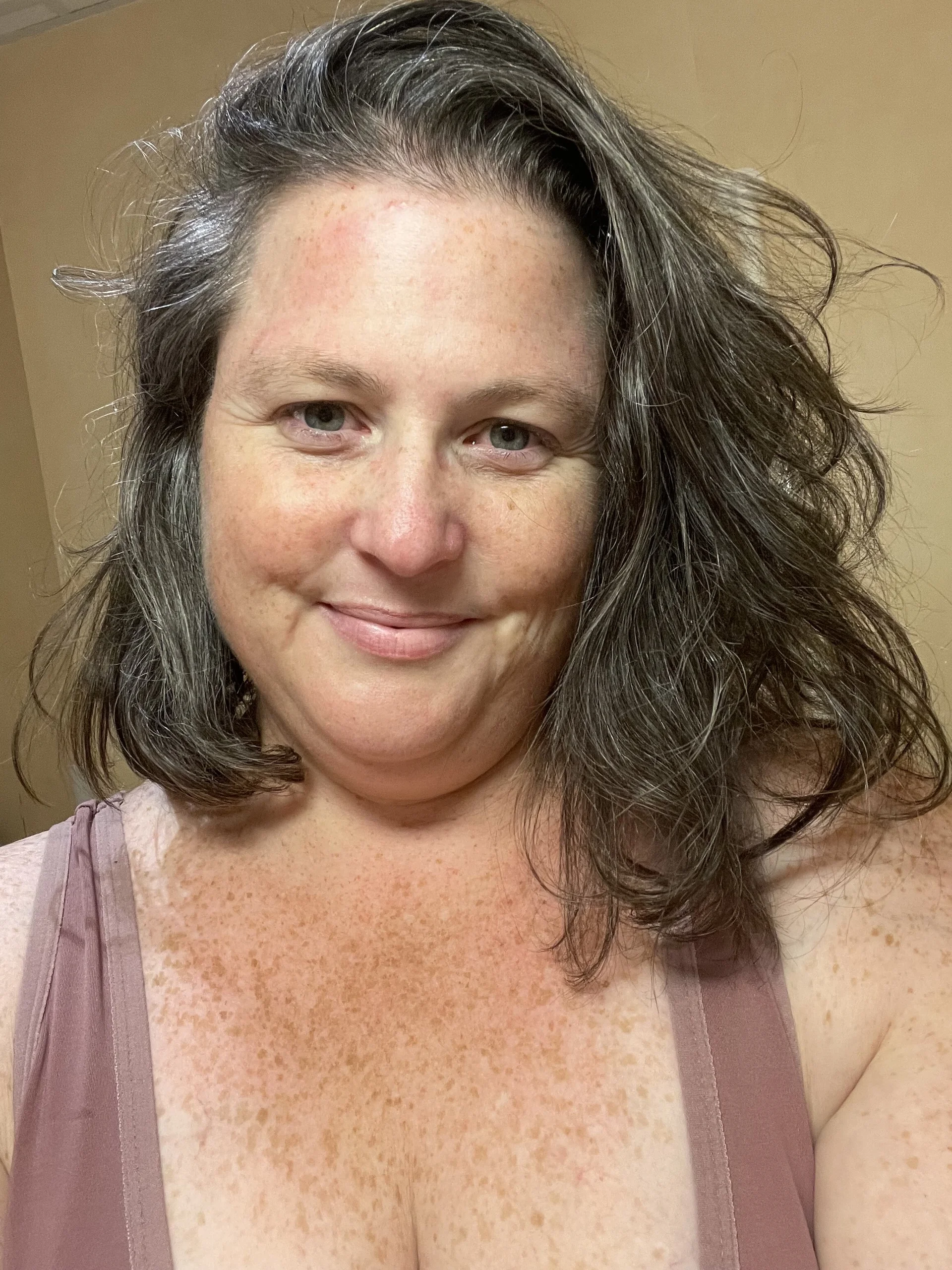 XXX Porn Photo of Nude bea_french_curvy 3