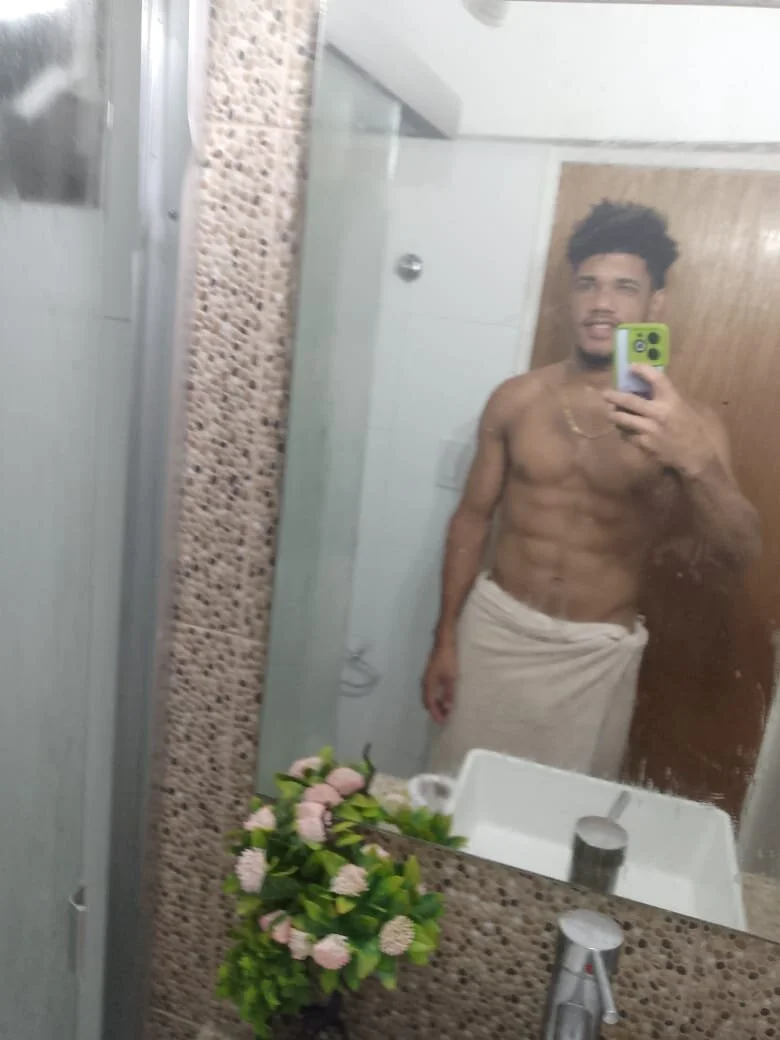 XXX Porn Photo of Nude Nehemiaa_boy 6