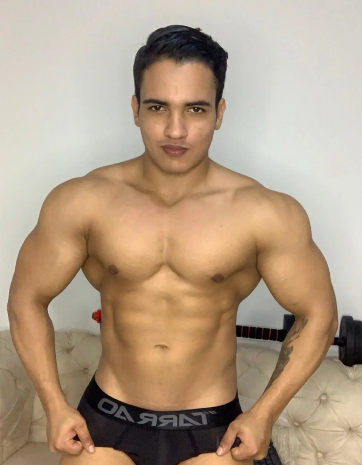 XXX Porn Photo of Nude jhon_nicolas 6