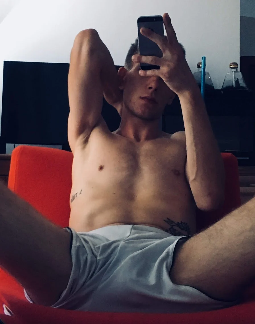 XXX Porn Photo of Nude slimsparks 6