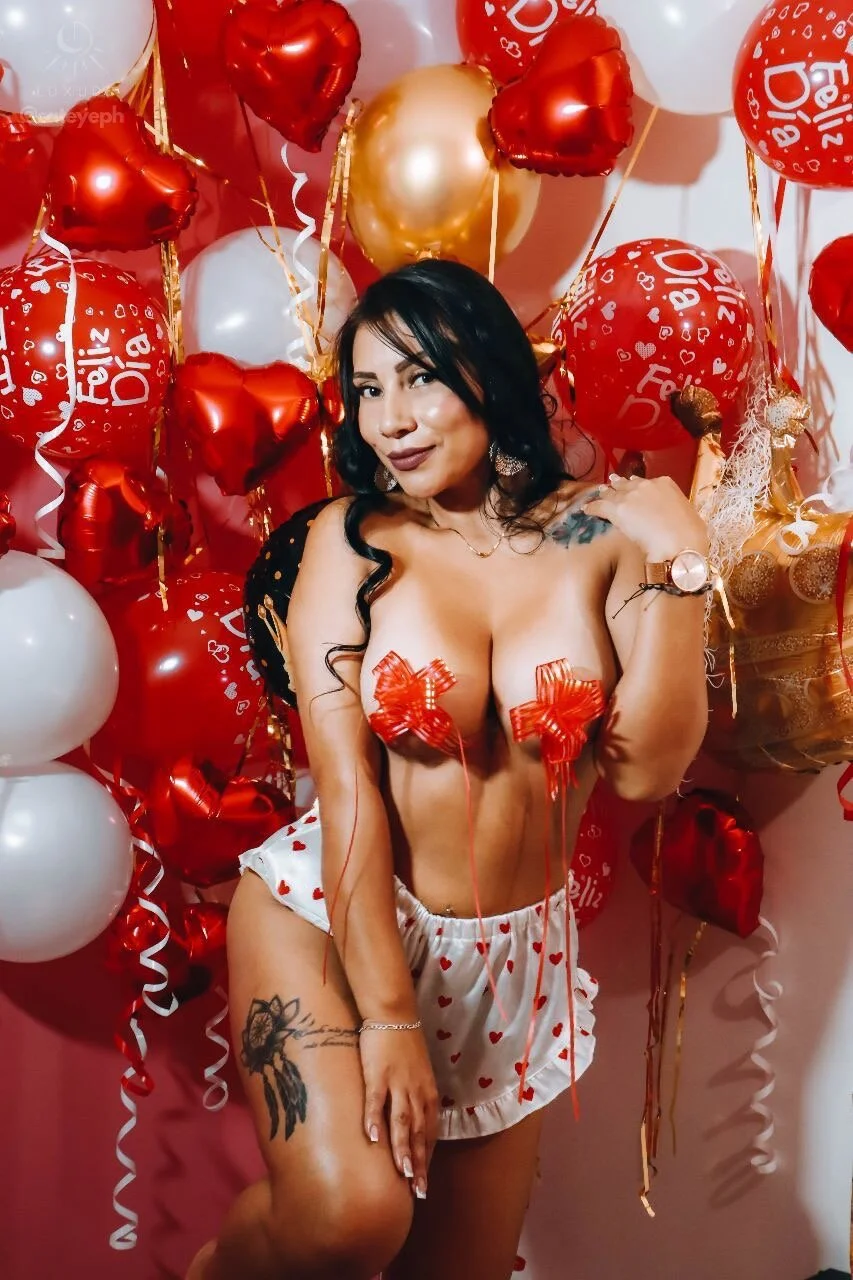 XXX Porn Photo of Nude Roxy_wild3 18