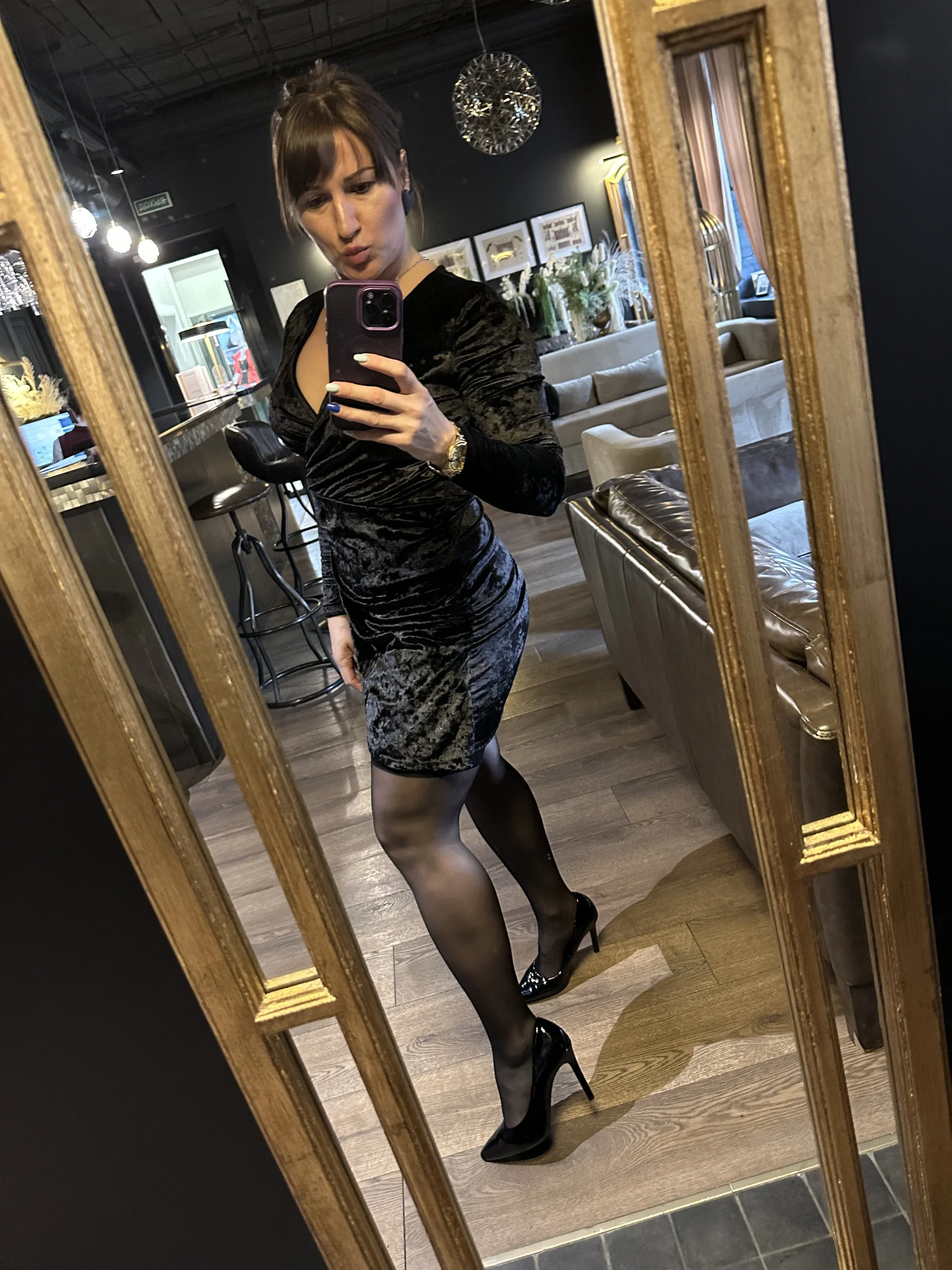 XXX Porn Photo of Nude ZhenjaPoledance 27