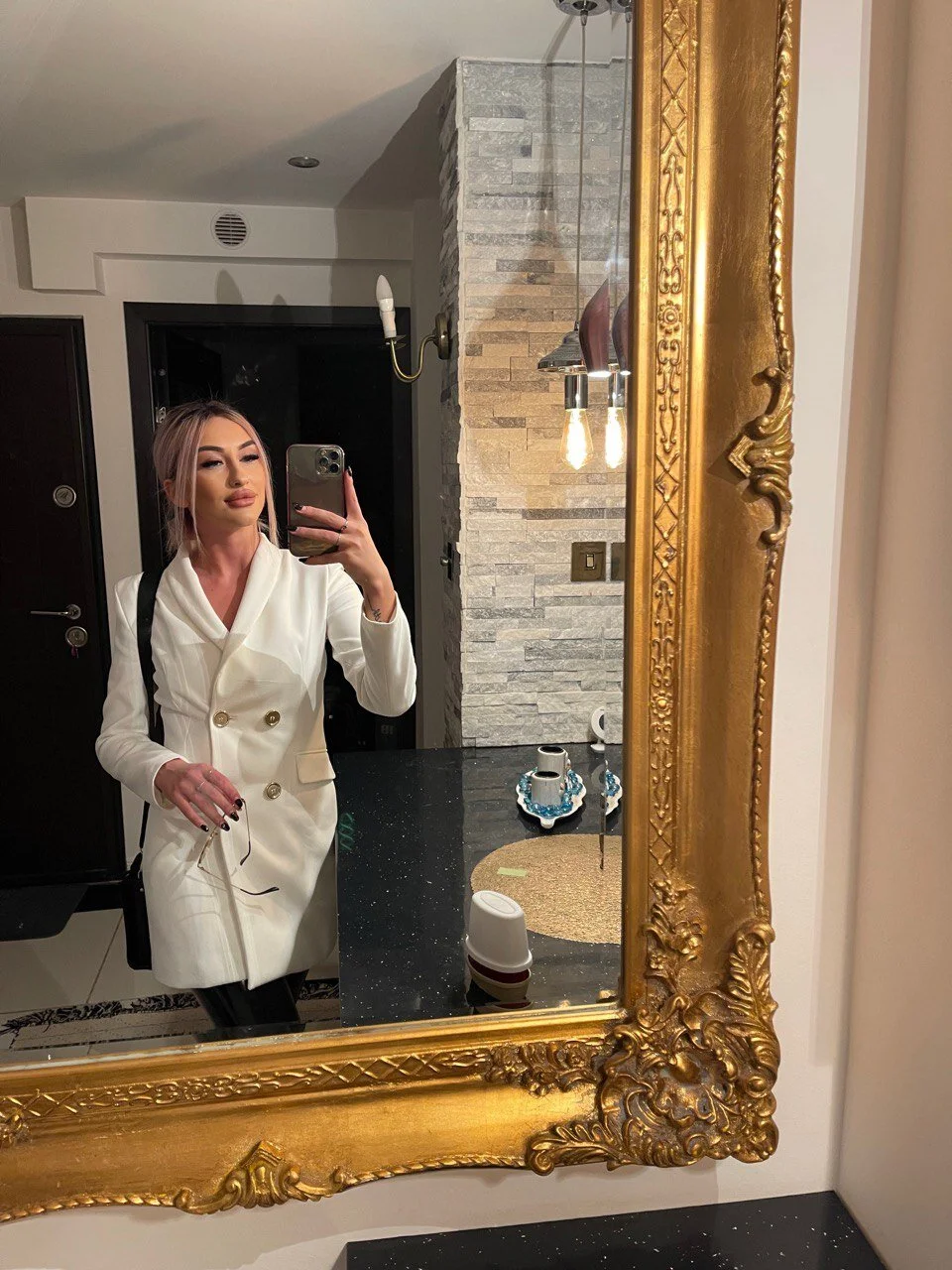 XXX Porn Photo of Nude JulieVelvet 3