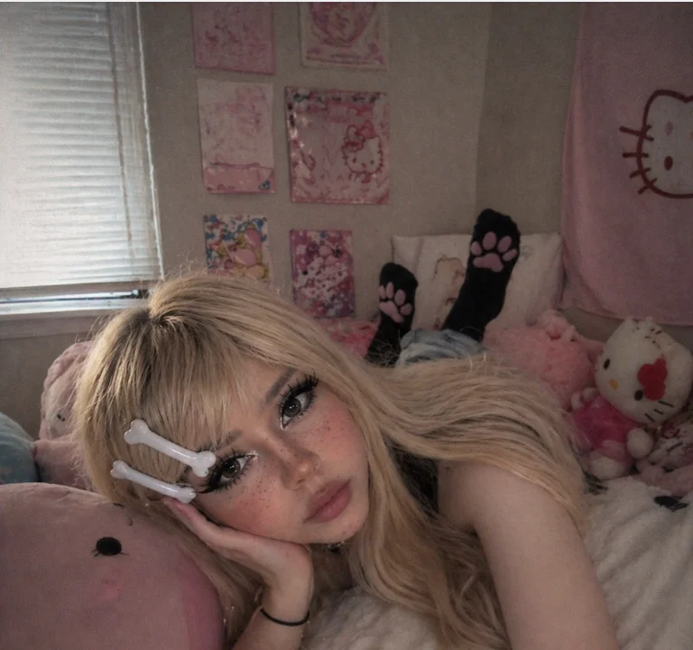 XXX Porn Photo of Nude hairy_baily 1