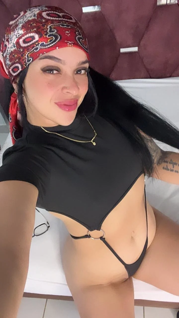 XXX Porn Photo of Nude keniaHilton 4