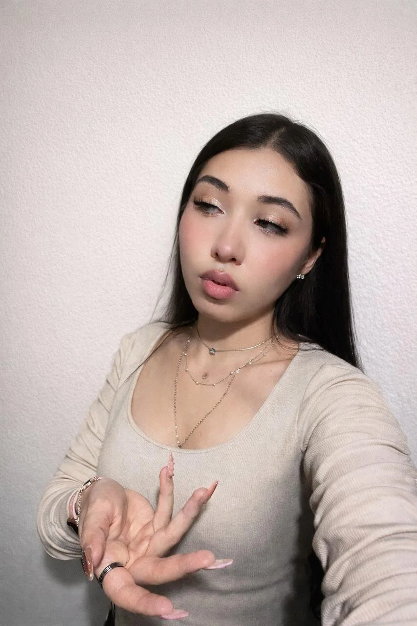 XXX Porn Photo of Nude eilen_pink 7