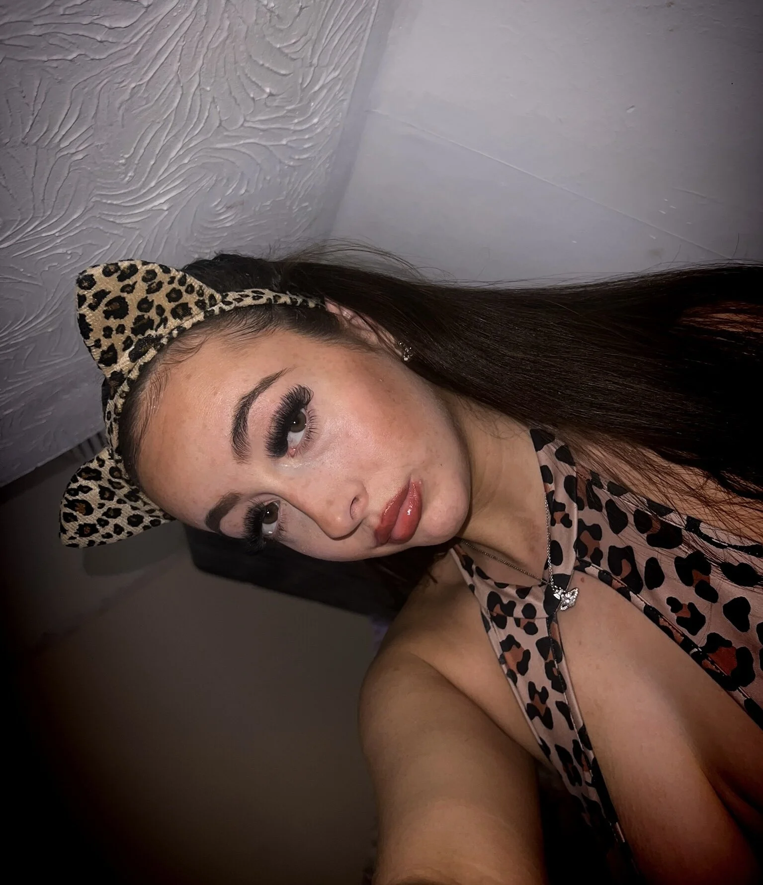 XXX Porn Photo of Nude BrunetteBarbieXx_ 18